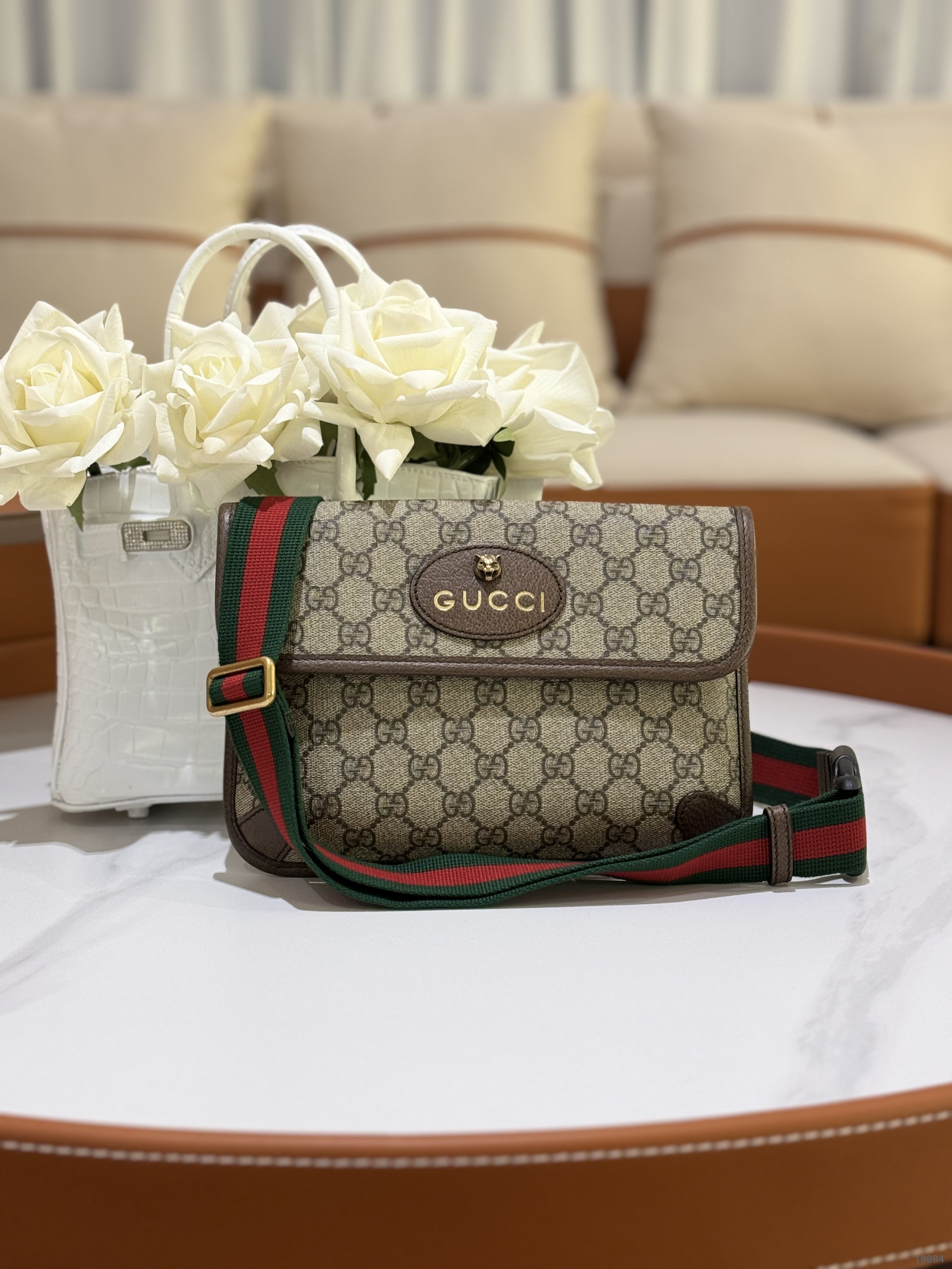 GUCCI NEO VINTAGE GG SUPREME BELT BAG | COLLINS RAIN