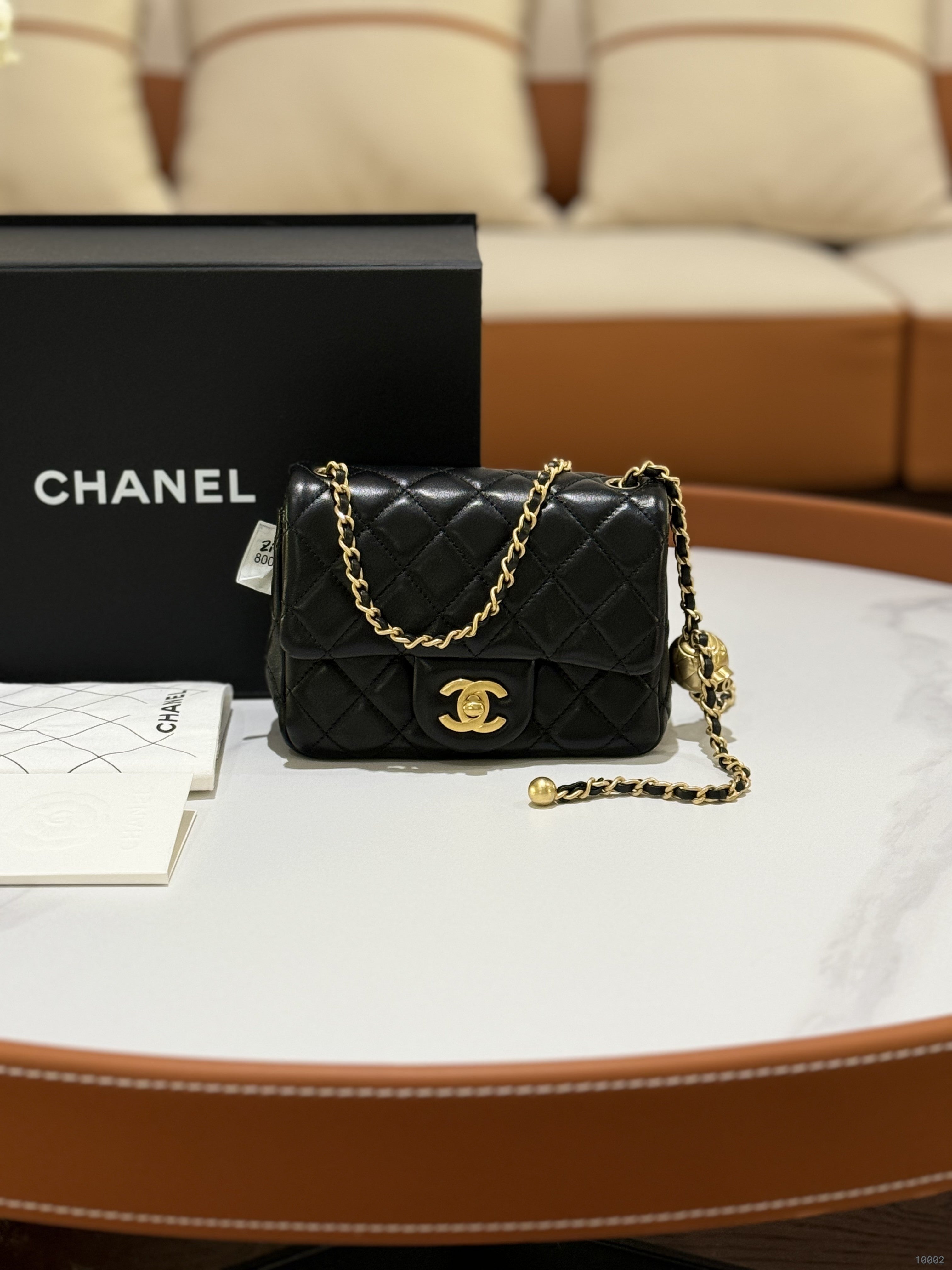 CHANEL MINI FLAP BAG WITH CHIP | COLLINS RAIN