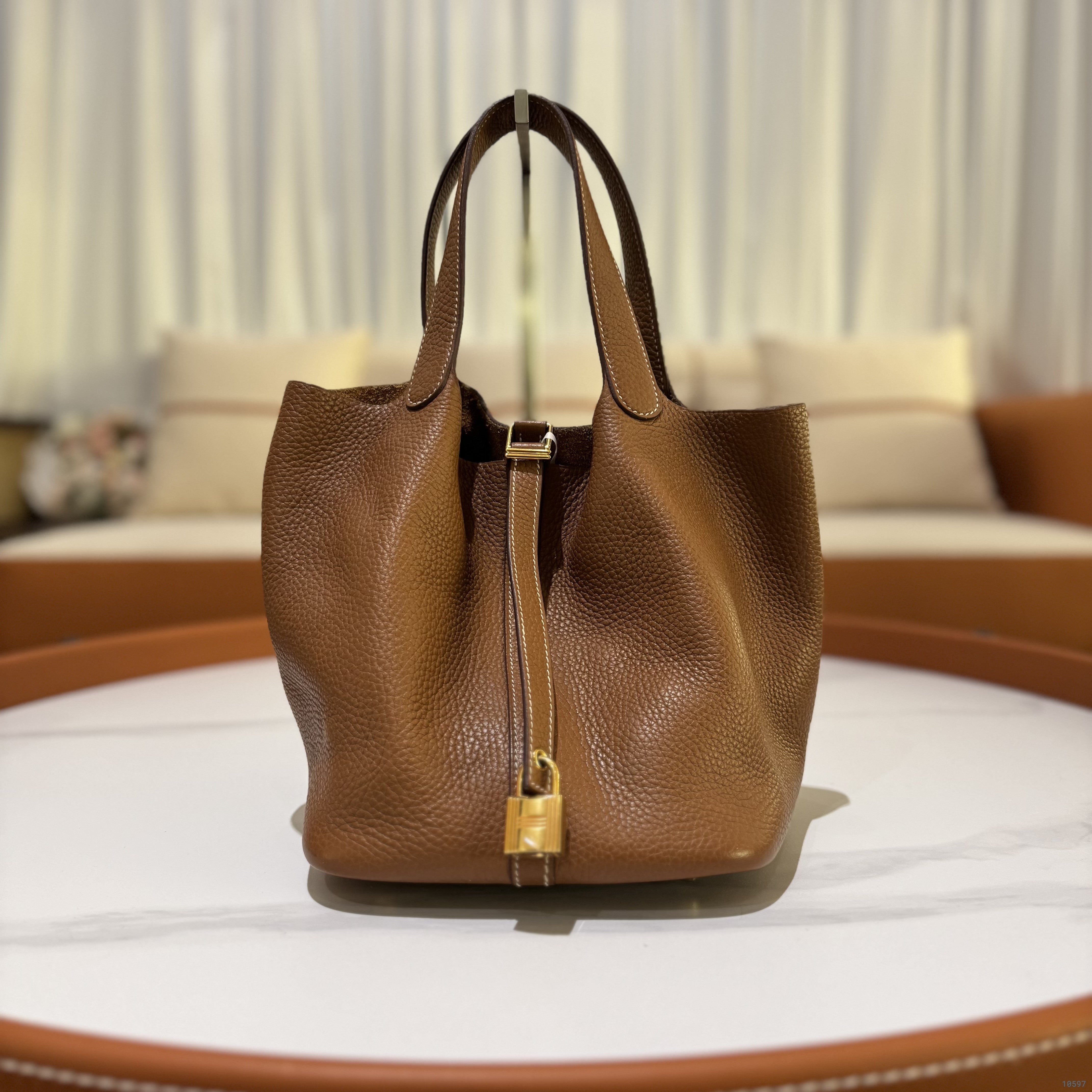 HERMES PICOTIN 22 GOLD BROWN D STAMP