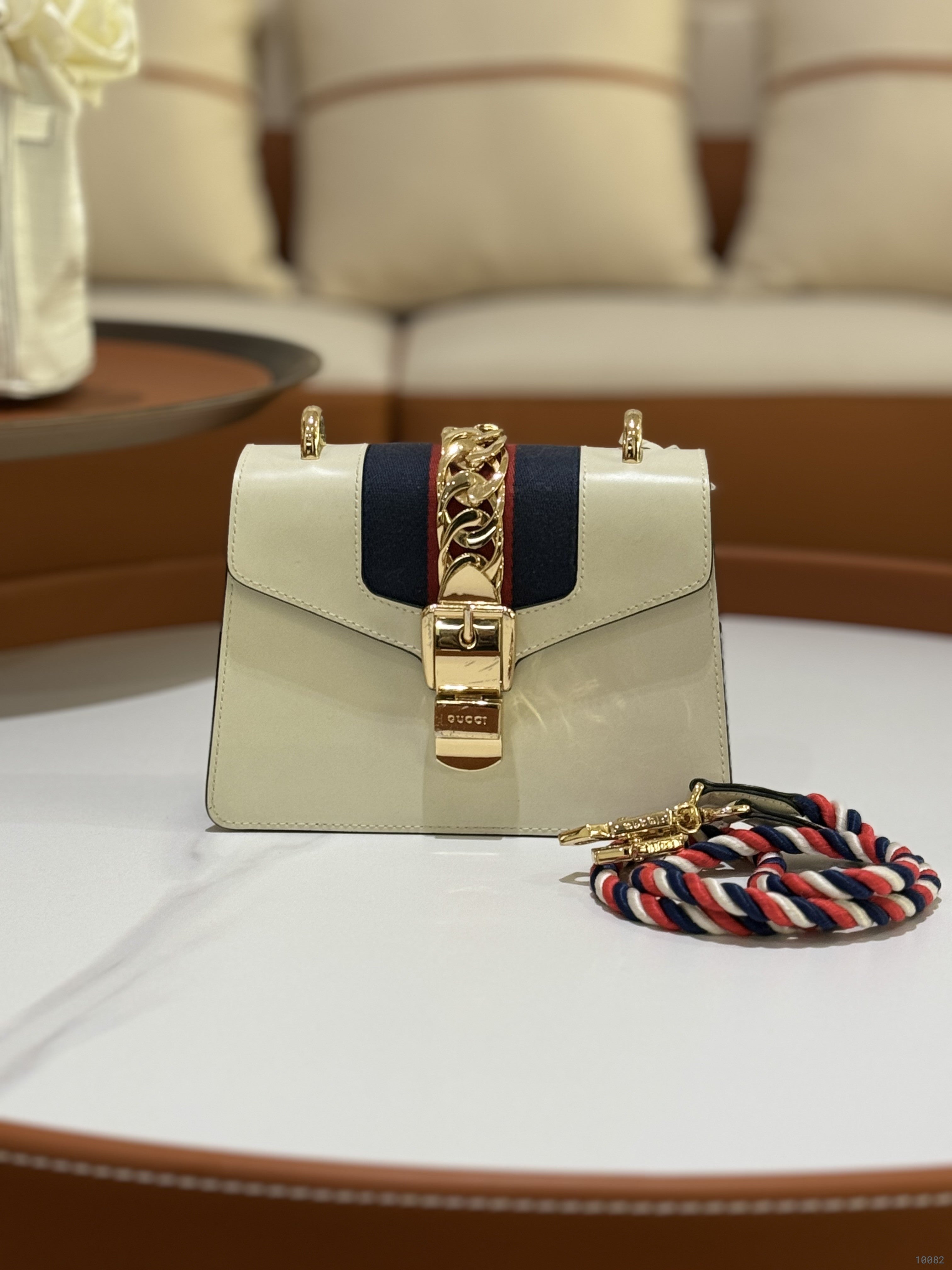 GUCCI SYLVIE LEATHER MINI BAG | COLLINS RAIN