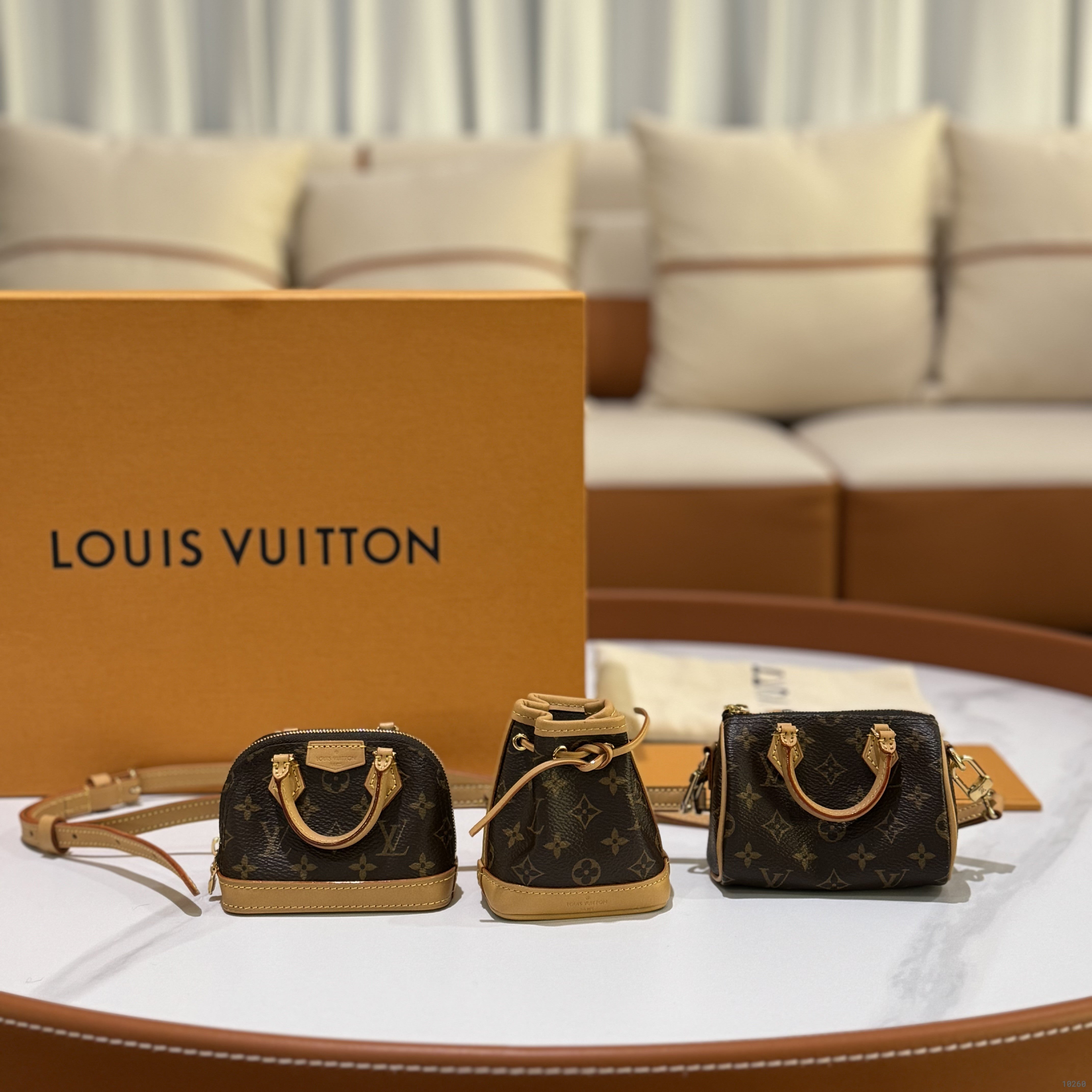 LOUIS VUITTON MINI ICONES