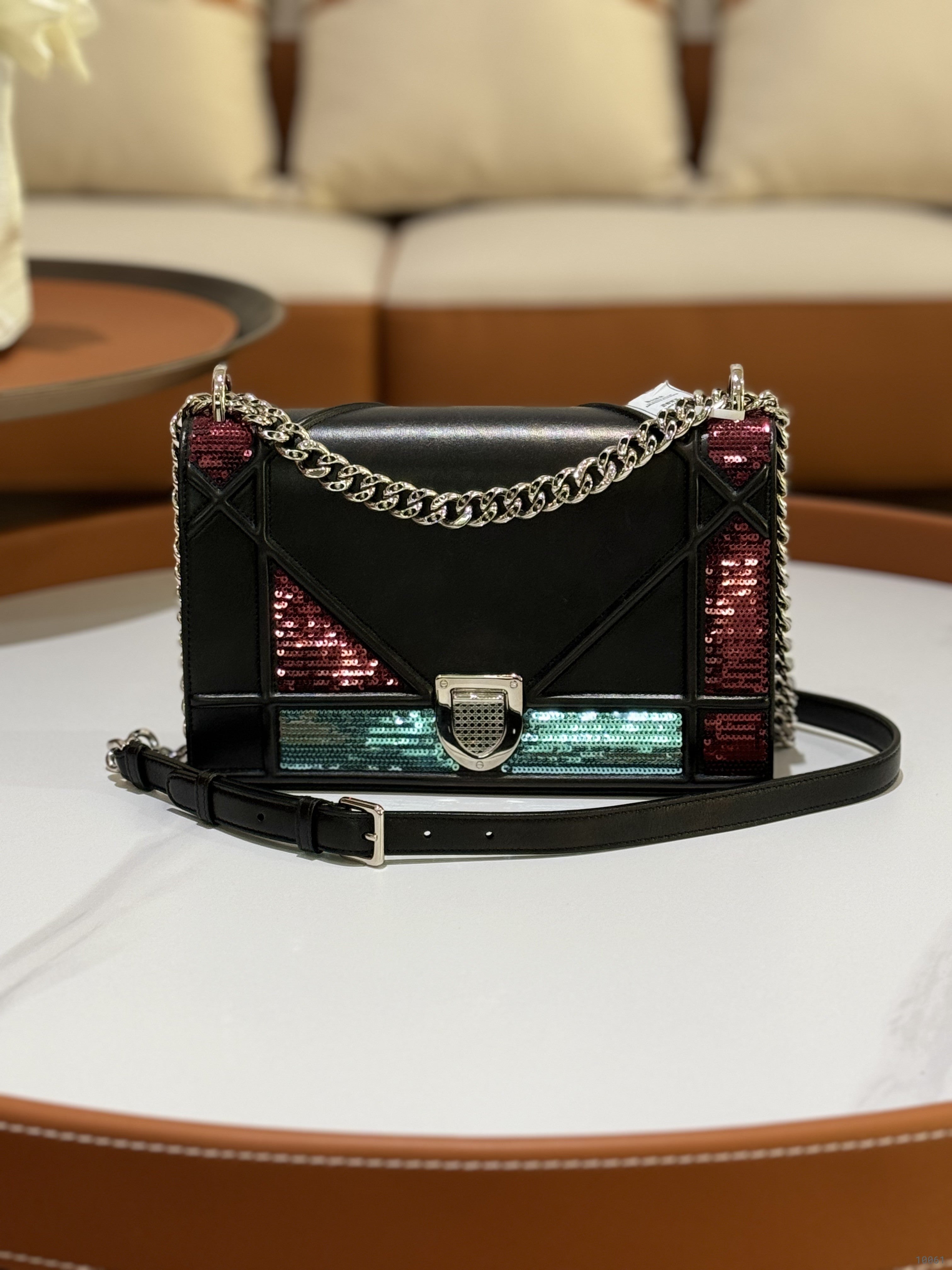 DIOR DIORMA BAG | COLLINS RAIN