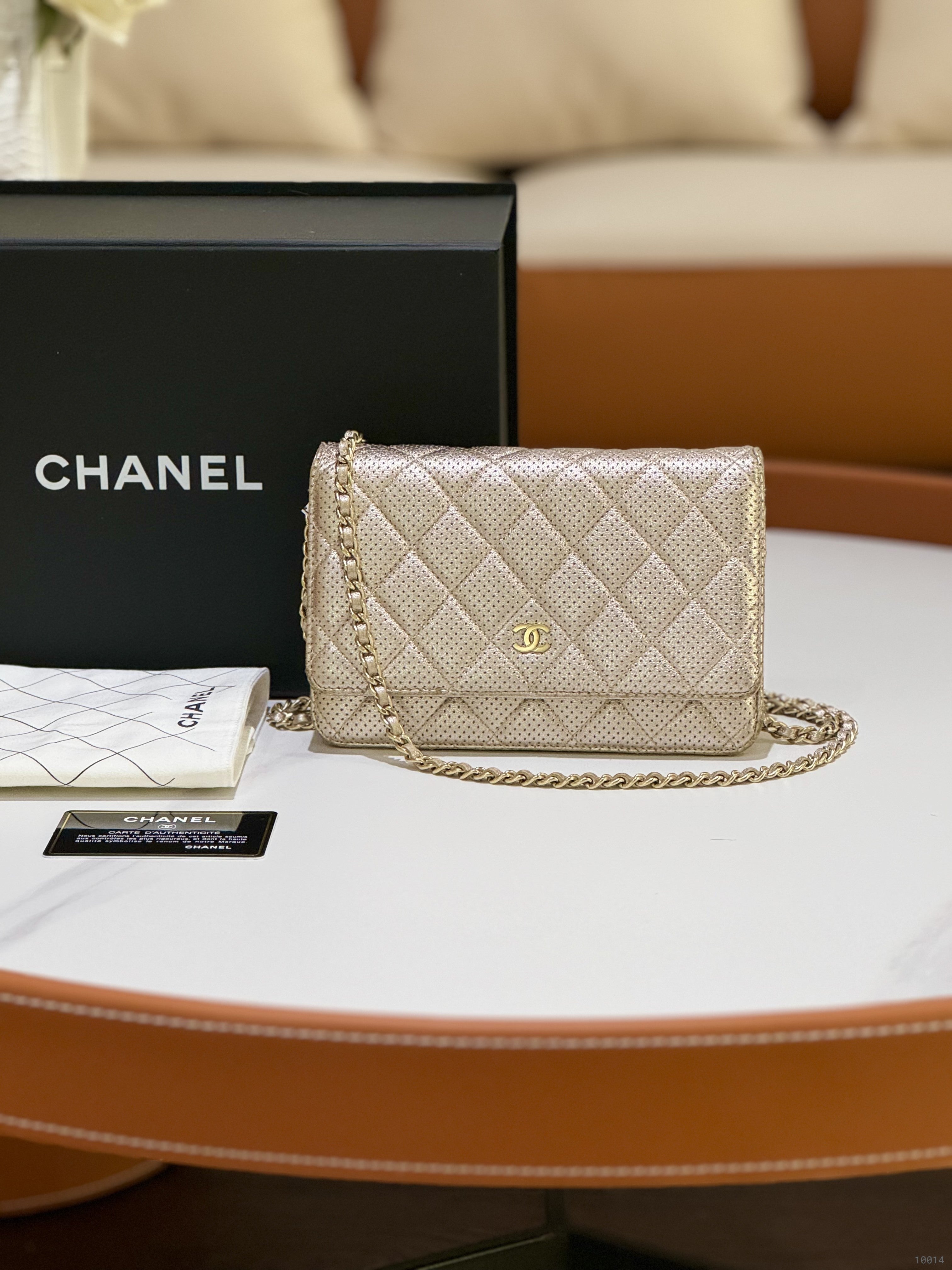 CHANEL WALLET ON CHAIN CHAMPAGNE | COLLINS RAIN