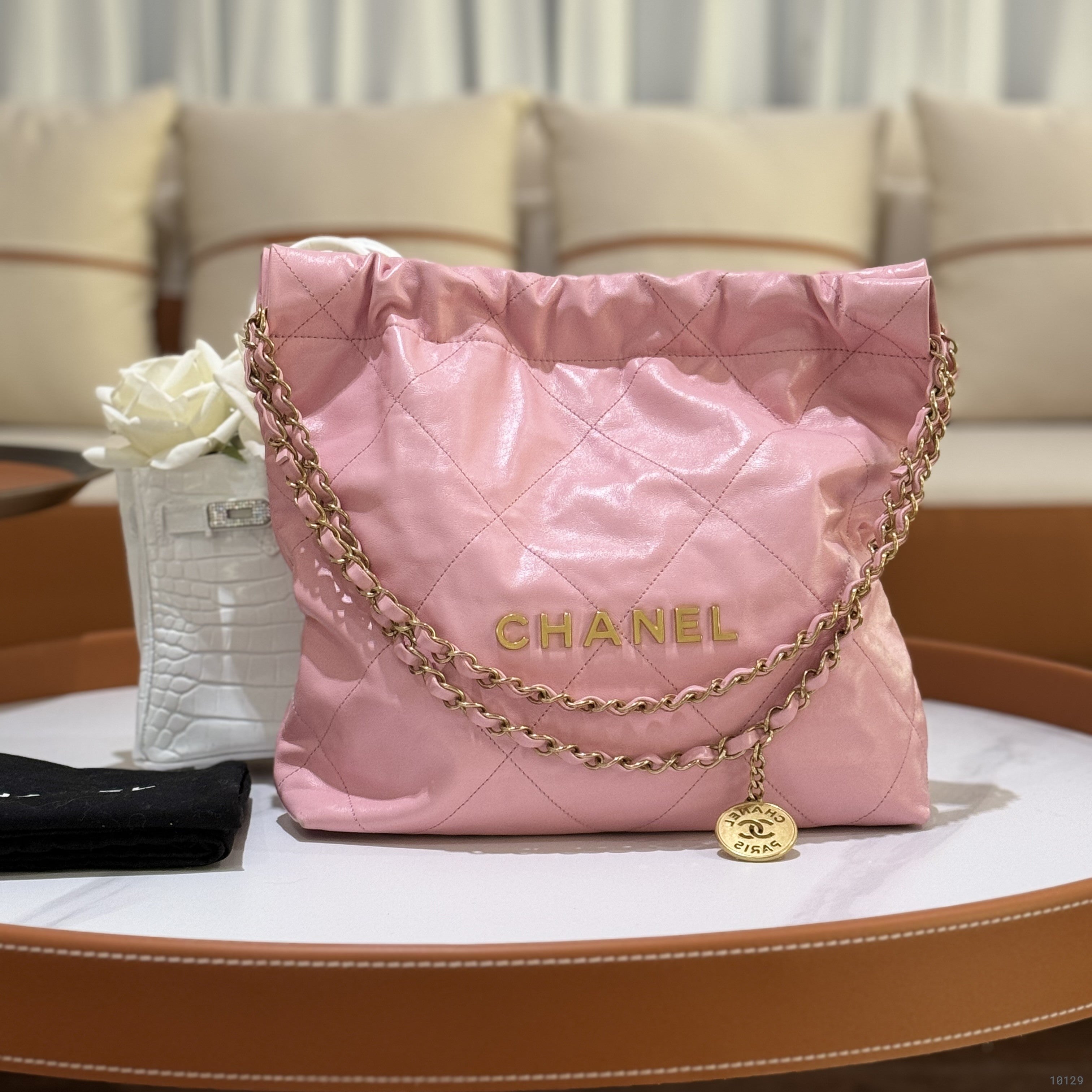 CHANEL 22 BAG SMALL PINK | COLLINS RAIN