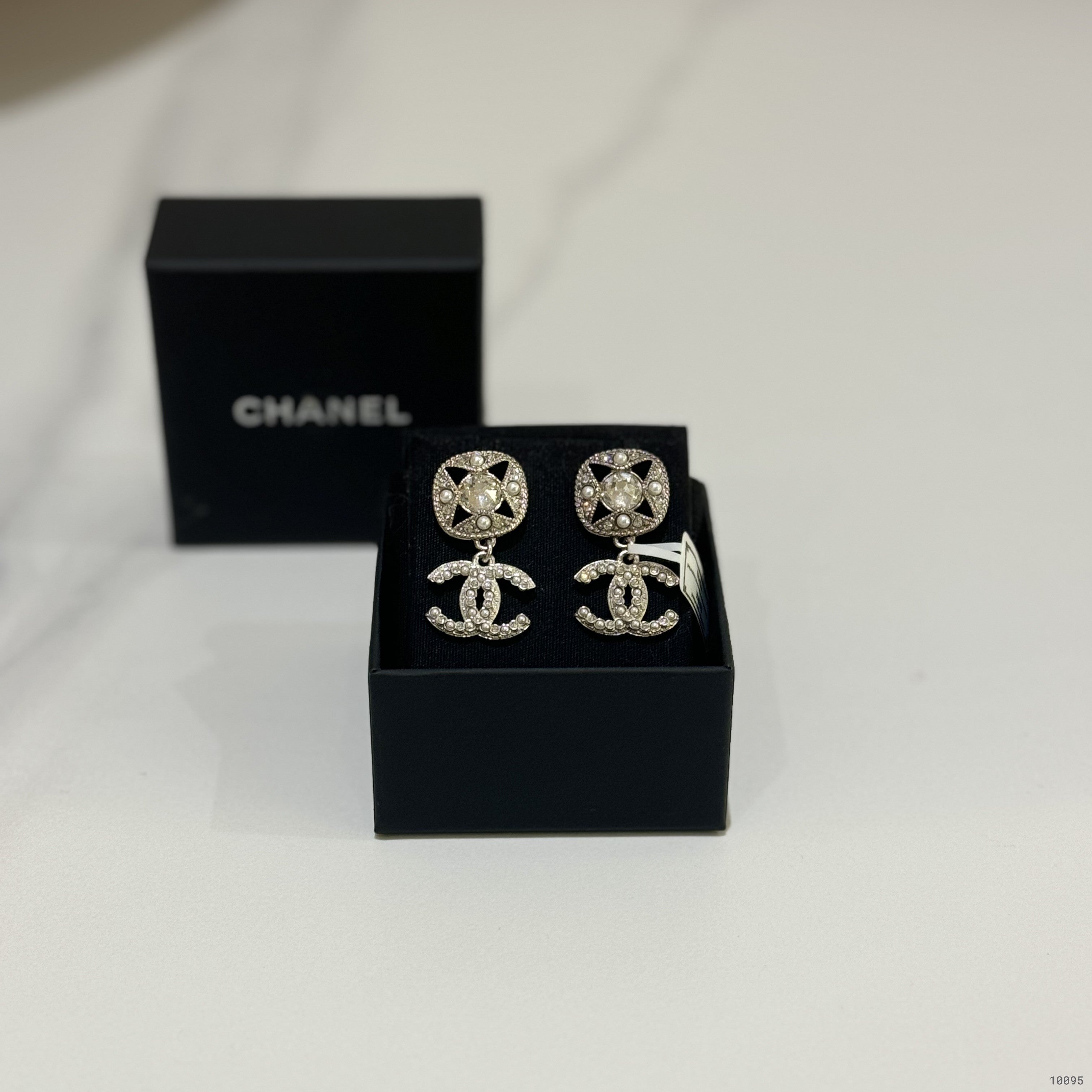 CHANEL EARRINGS | COLLINS RAIN