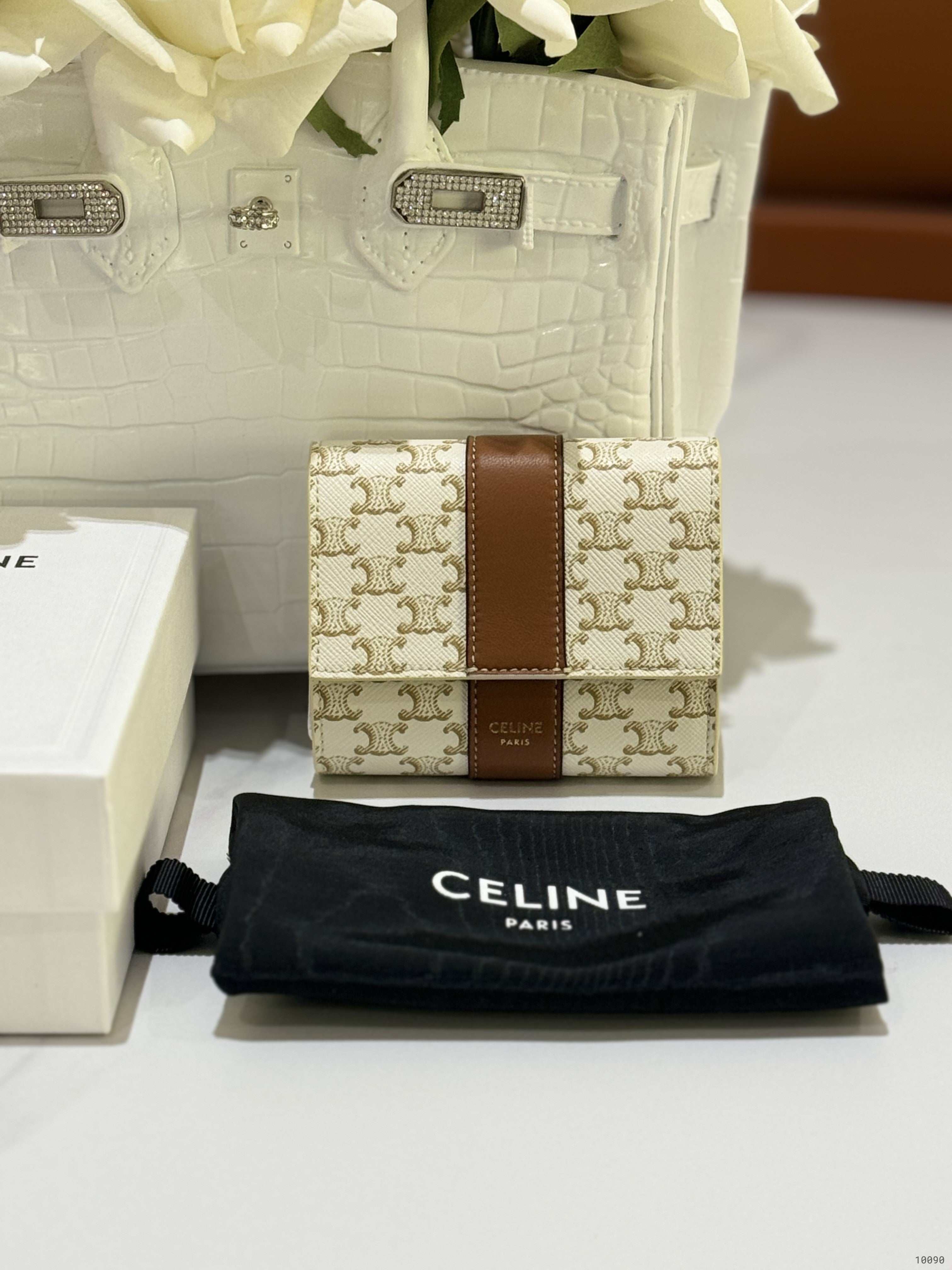 CELINE SMALL TRIFOLD WALLET | COLLINS RAIN