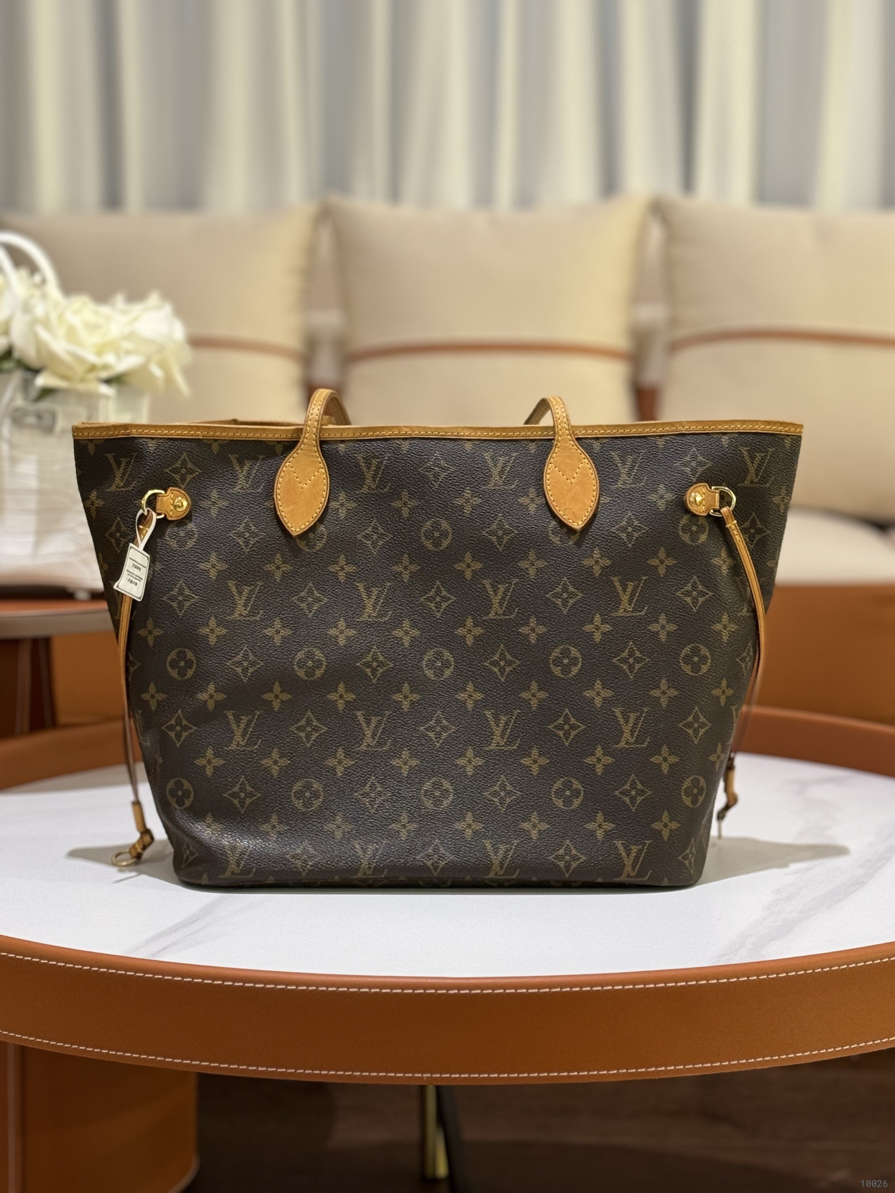 LOUIS VUITTON NEVERFULL MM | COLLINS RAIN