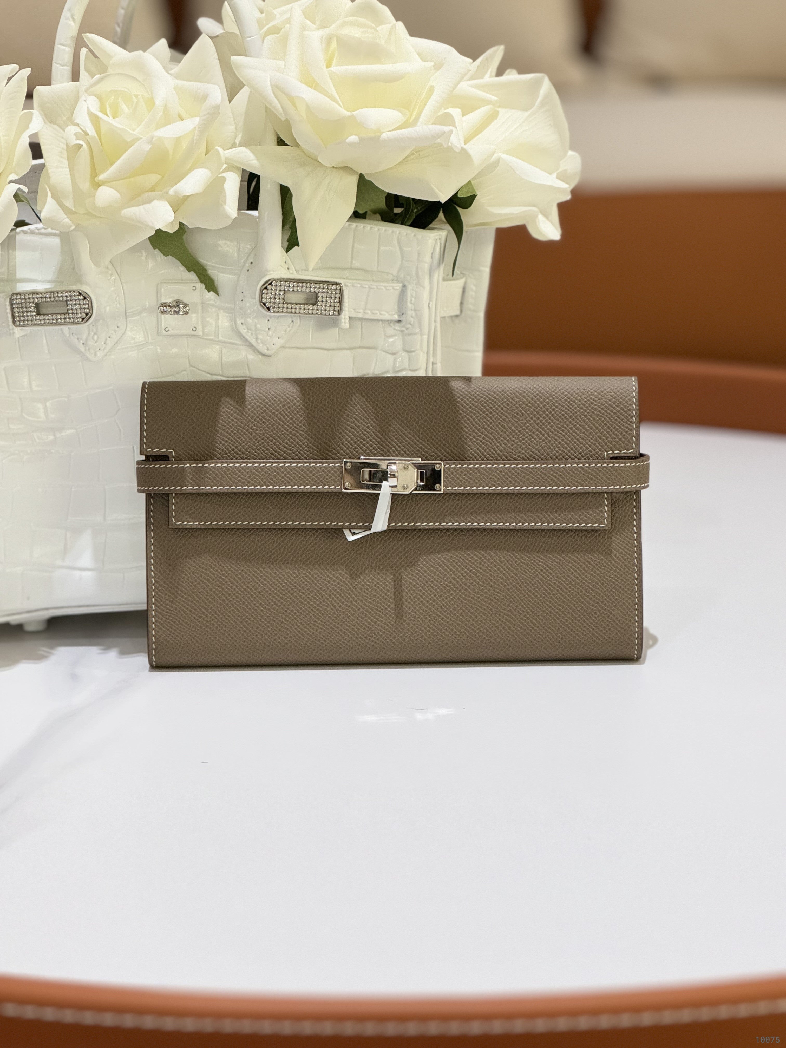 HERMES KELLY WALLET | COLLINS RAIN