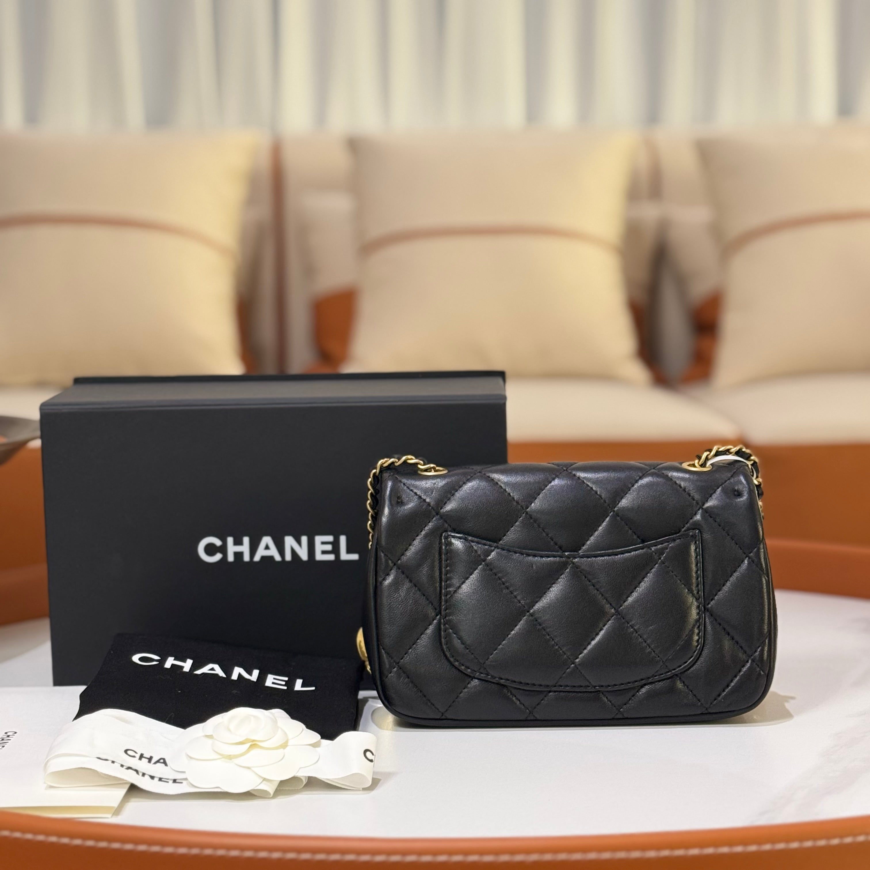 CHANEL MINI RECTANGULAR FLAP BAG BLACK LAMBSKIN BLACK (MICROCHIP)