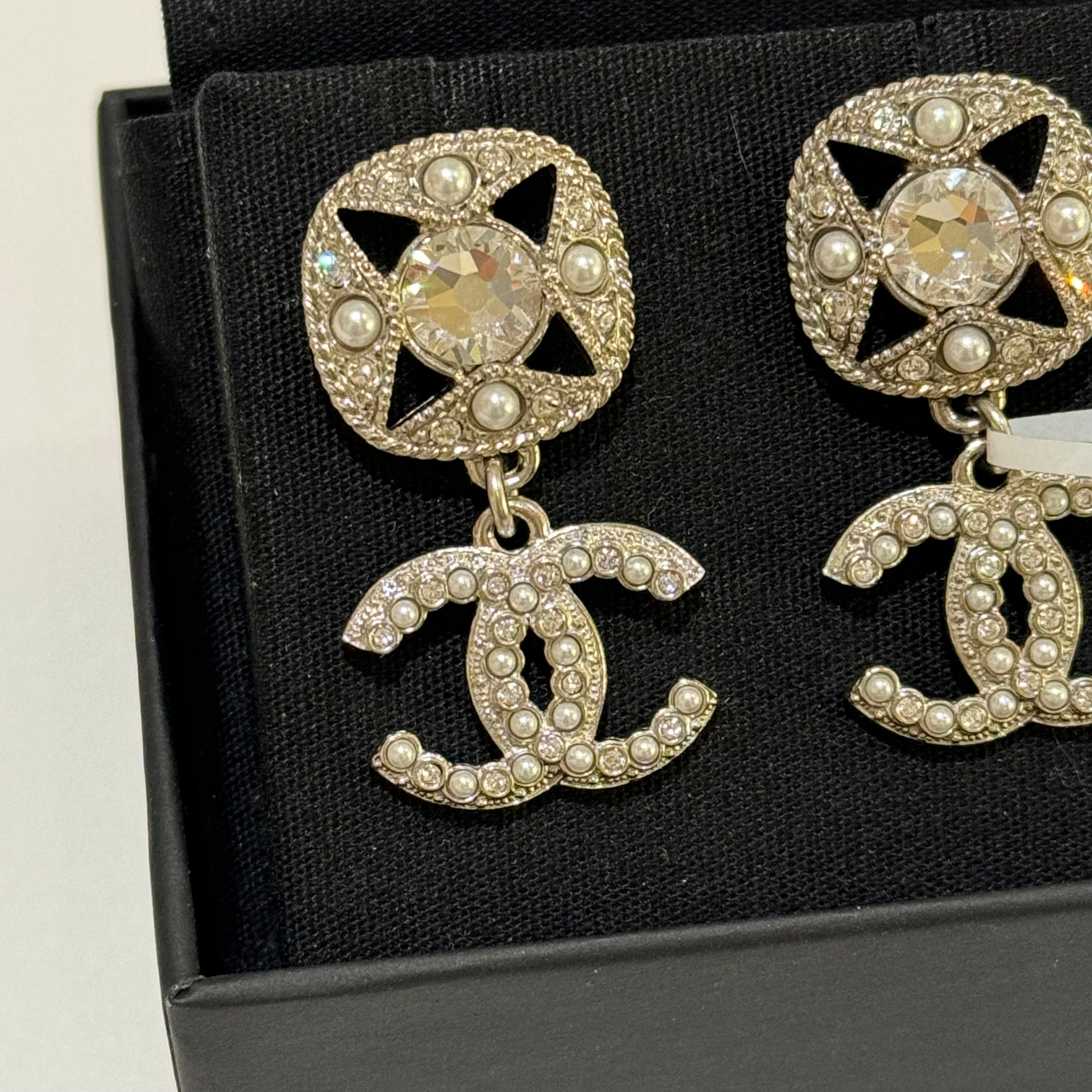 CHANEL EARRINGS | COLLINS RAIN