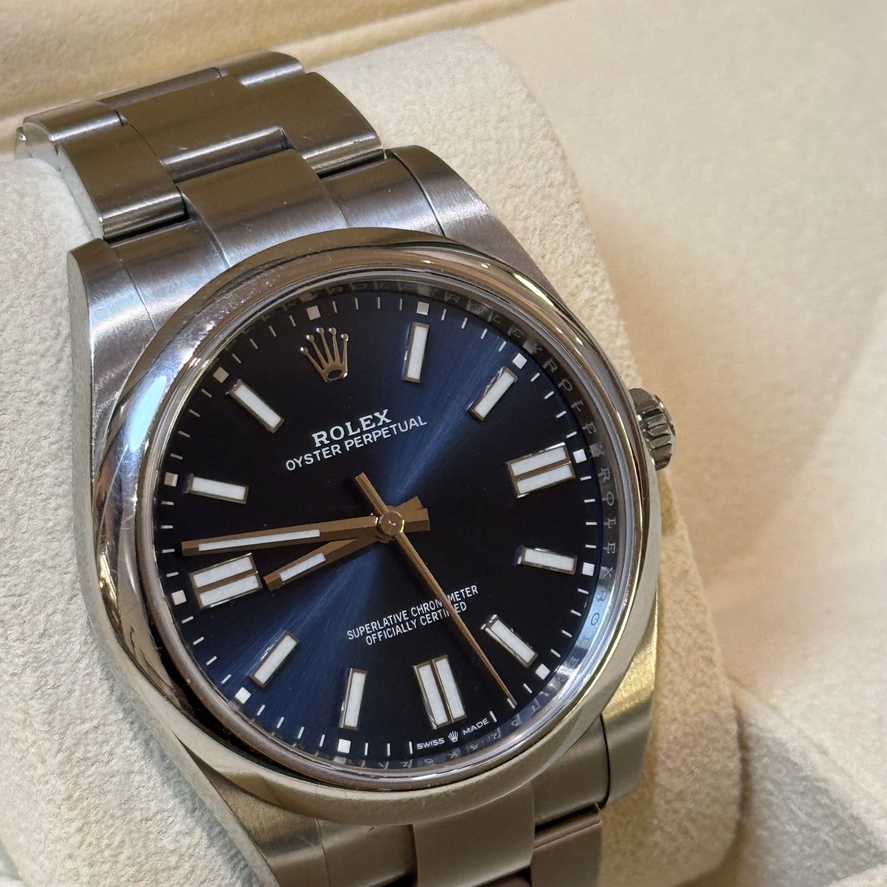 ROLEX OYSTER PERPETUAL 41 124300-0003