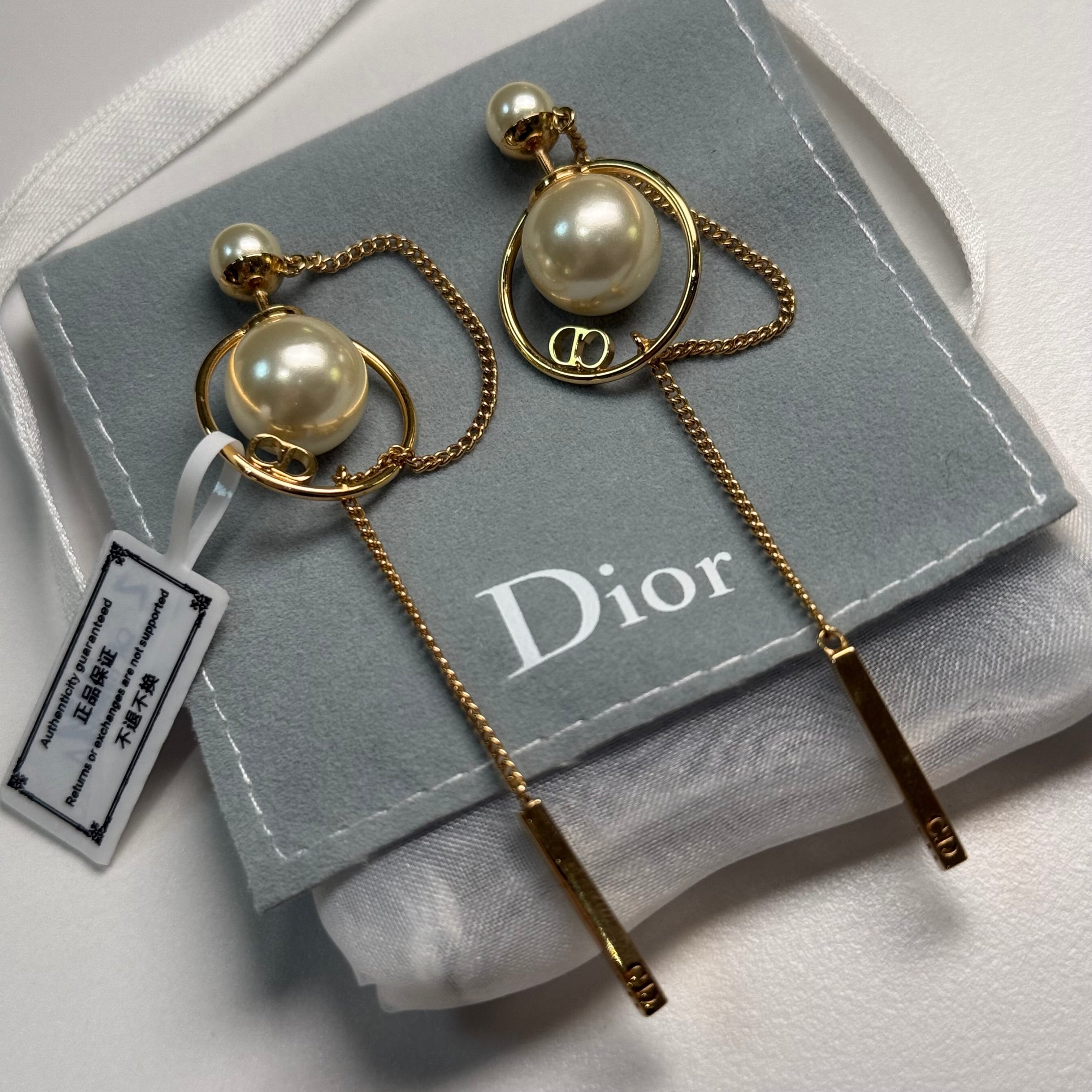 DIOR PEARL CHAIN EARRINGS