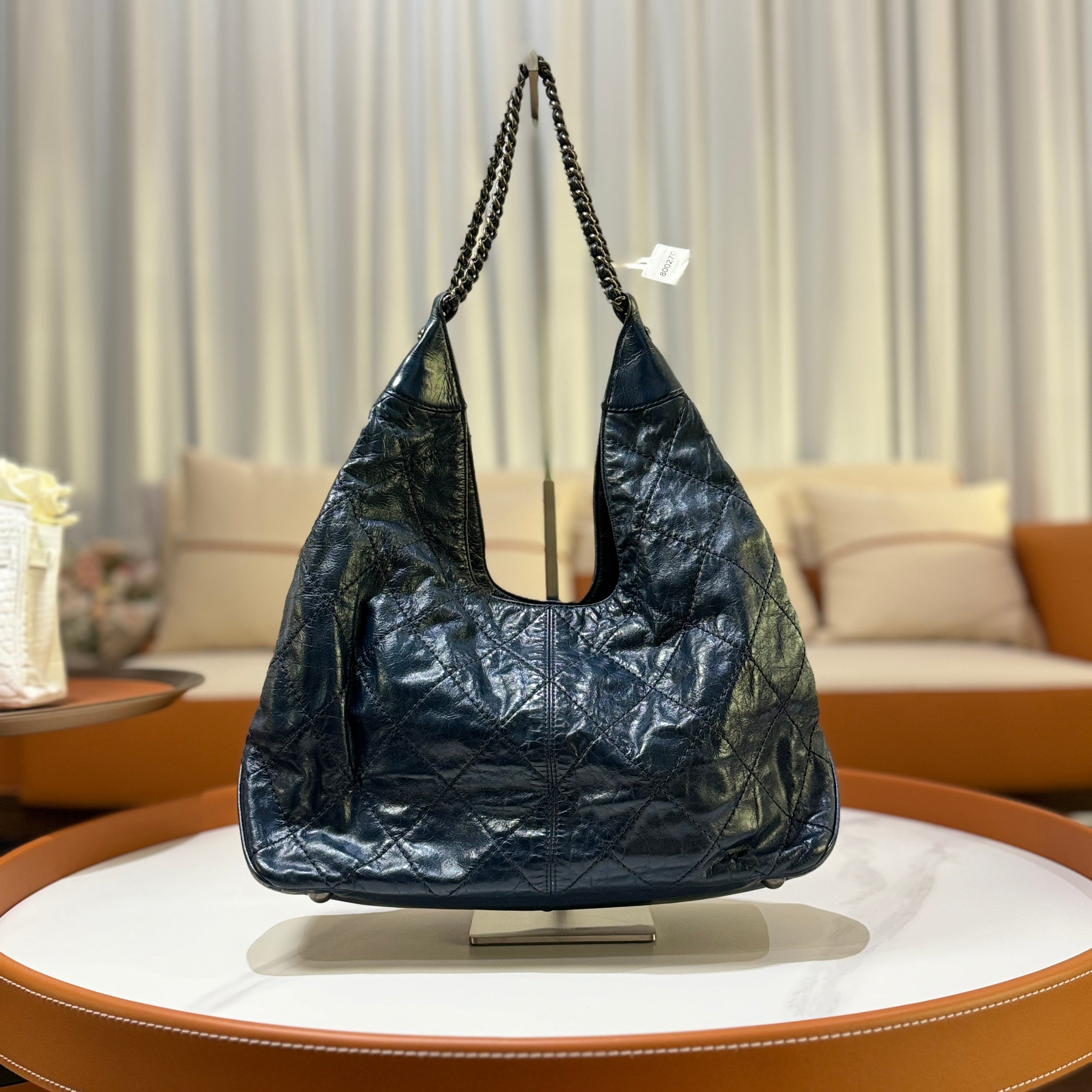 CHANEL VINTAGE HOBO BAG NAVY CALFSKIN OIL-WAX LEATHER