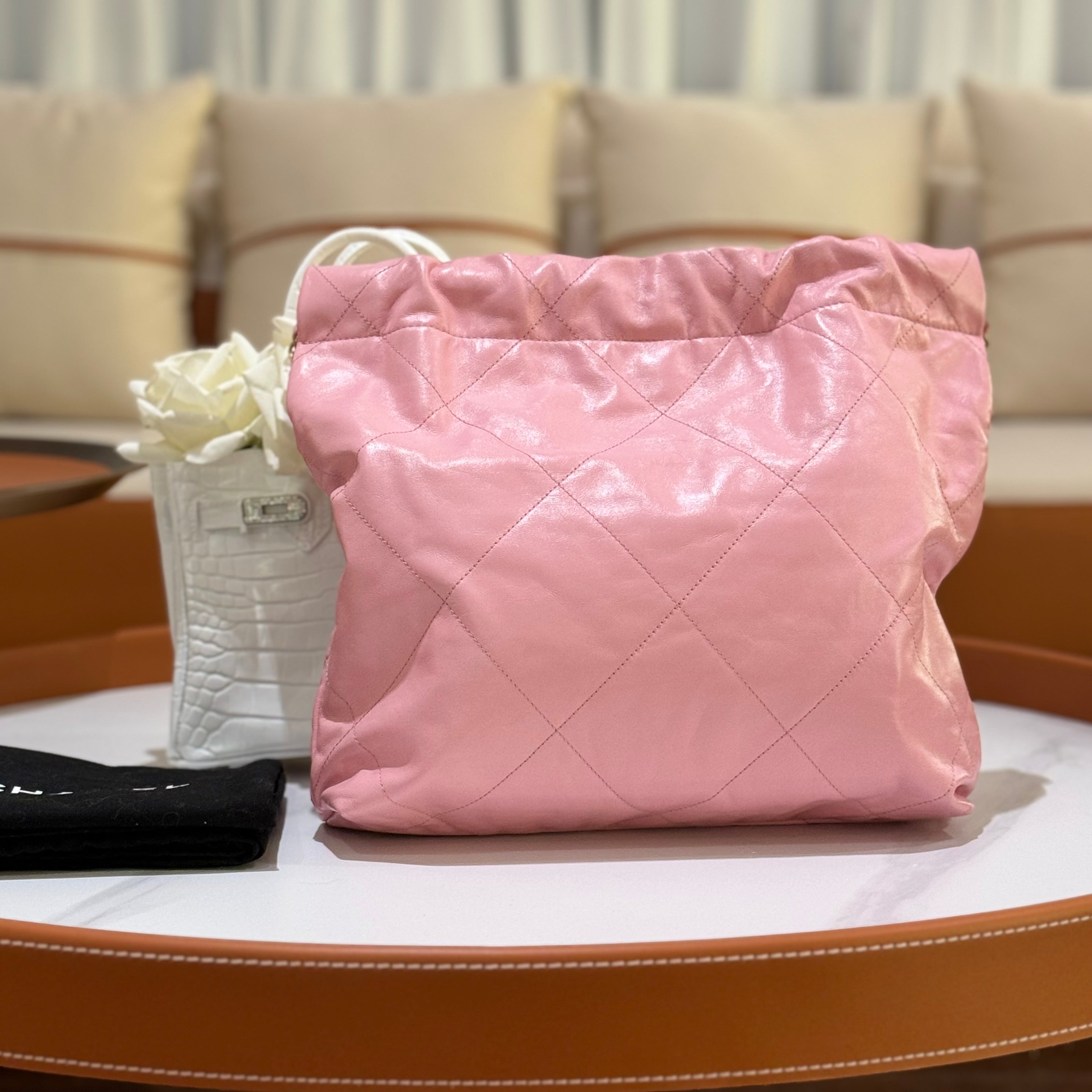 CHANEL 22 BAG SMALL PINK | COLLINS RAIN