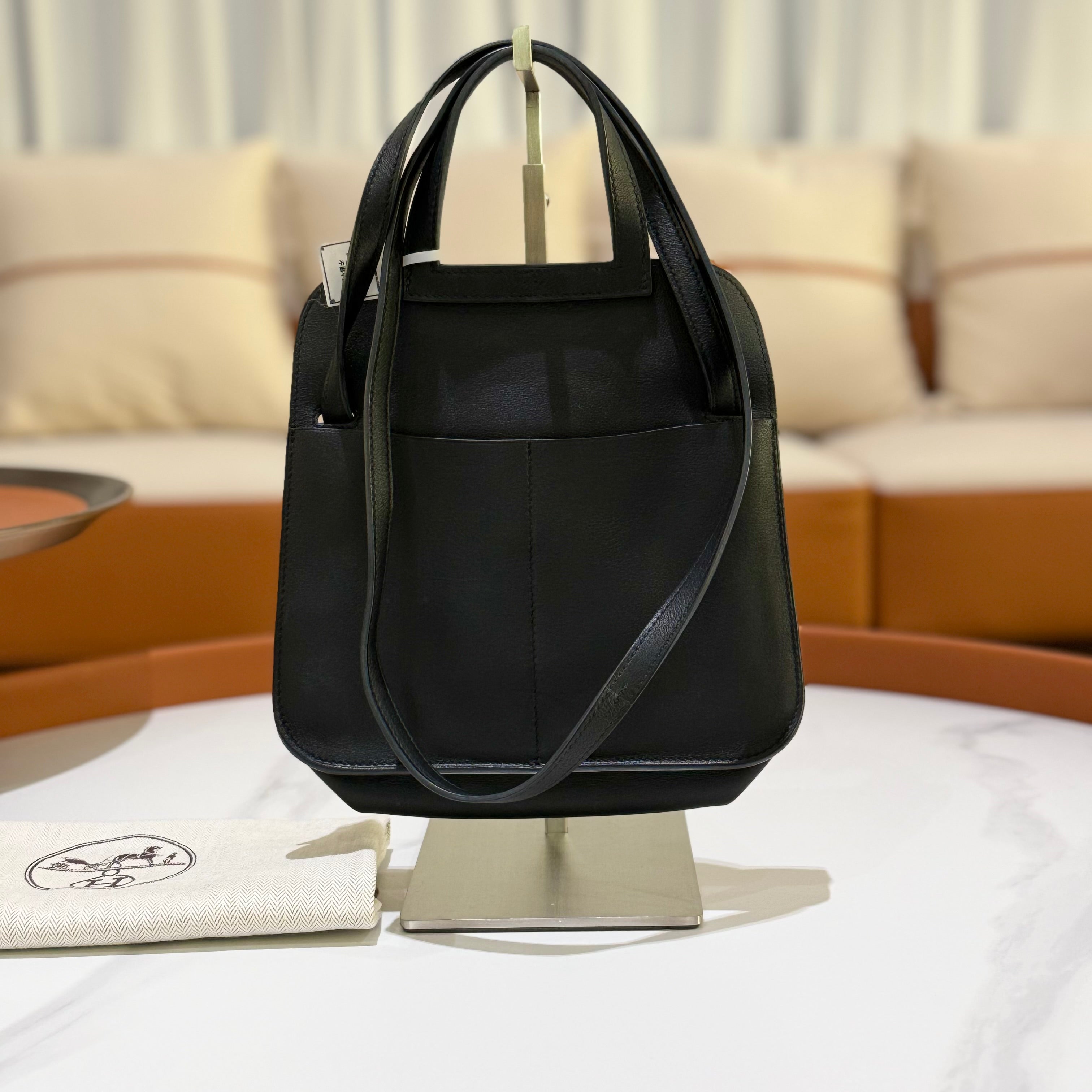 HERMES MINI HALZAN 25 SWIFT BLACK SHE STAMP A | COLLINS RAIN