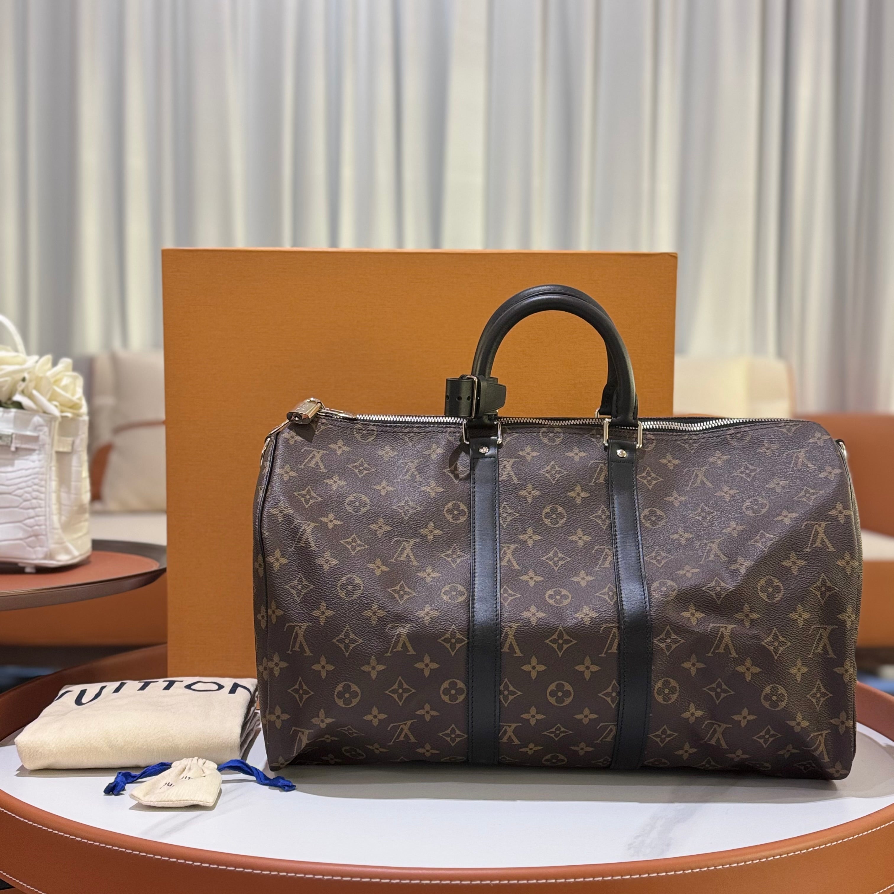 LOUIS VUITTON KEEPALL BANDOULIÈRE 45