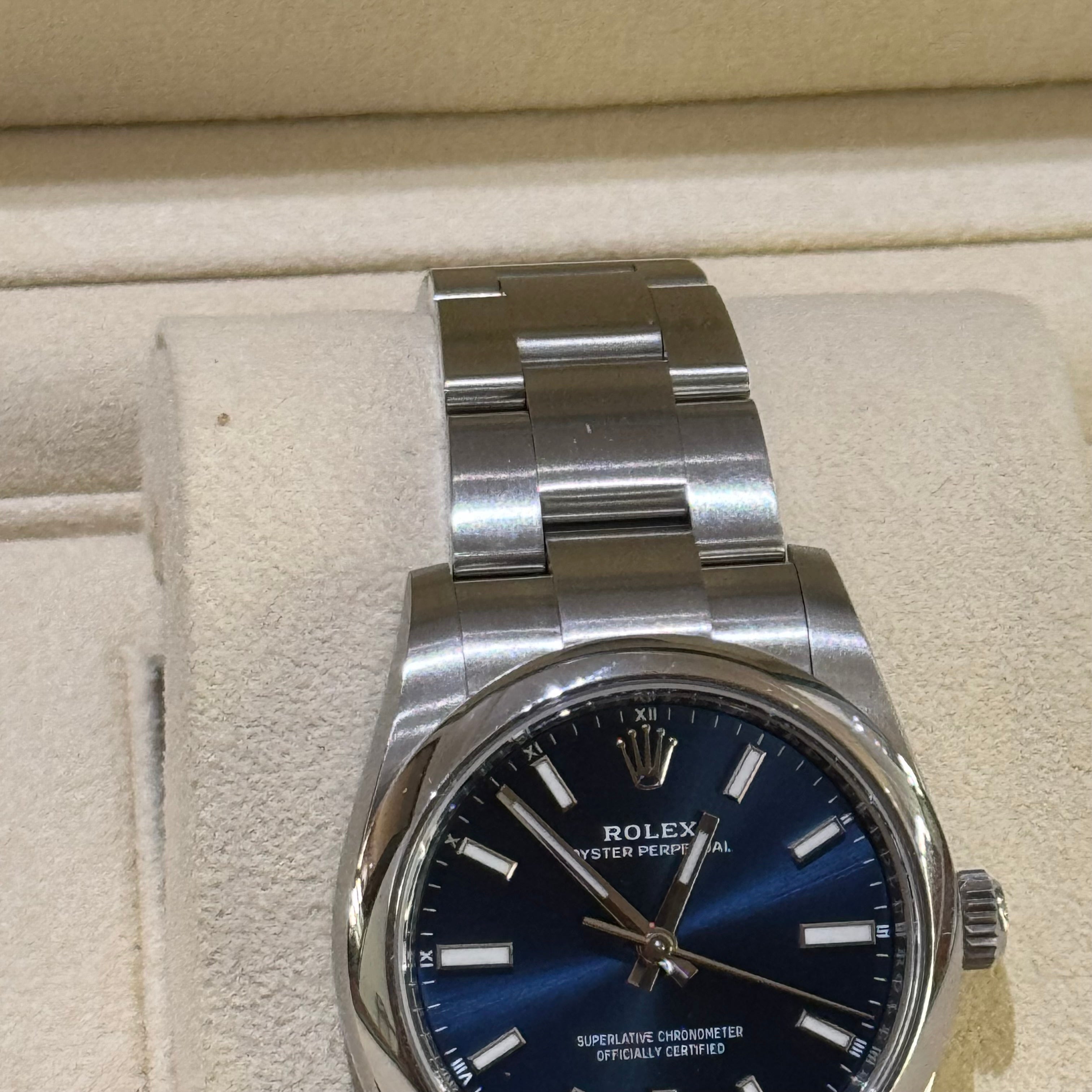 ROLEX OYSTER PERPETUAL 124200 LADY DATEJUST