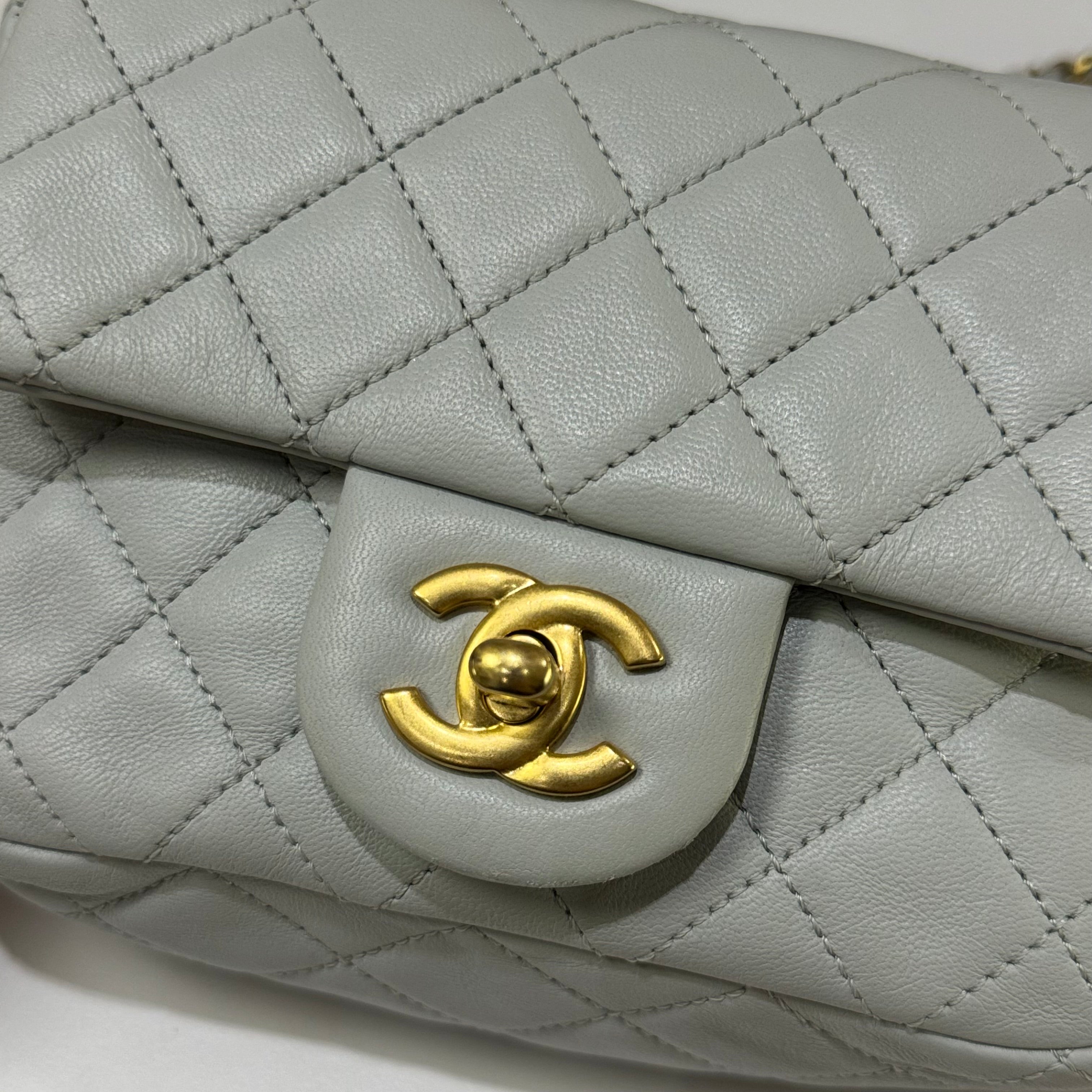 CHANEL PEARL CRUSH MINI SQUARE FLAP BAG LAMBSKIN (MICROCHIP)