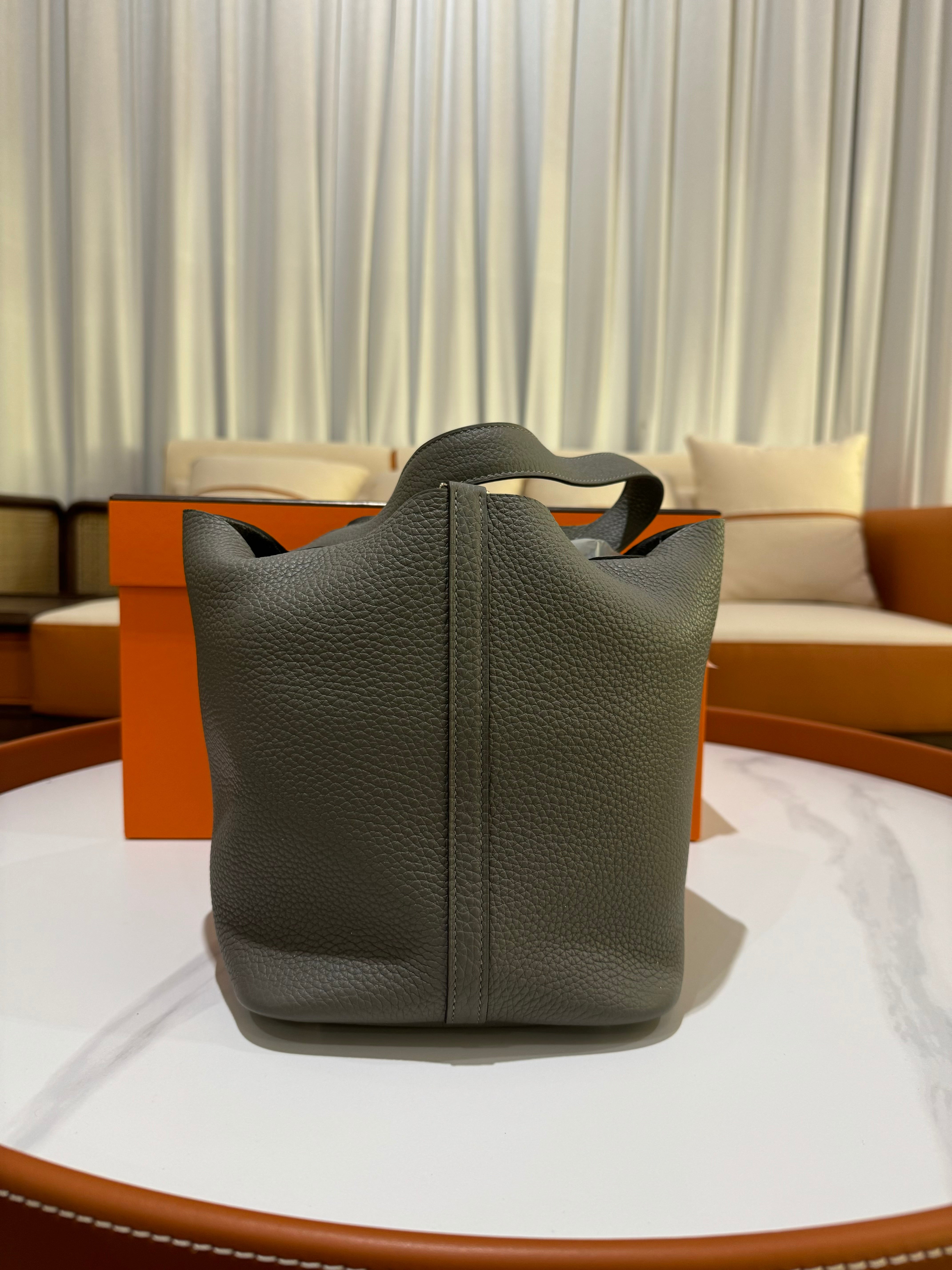 HERMES PICOTIN 22 CLOUD GRAY STAMP U | COLLINS RAIN