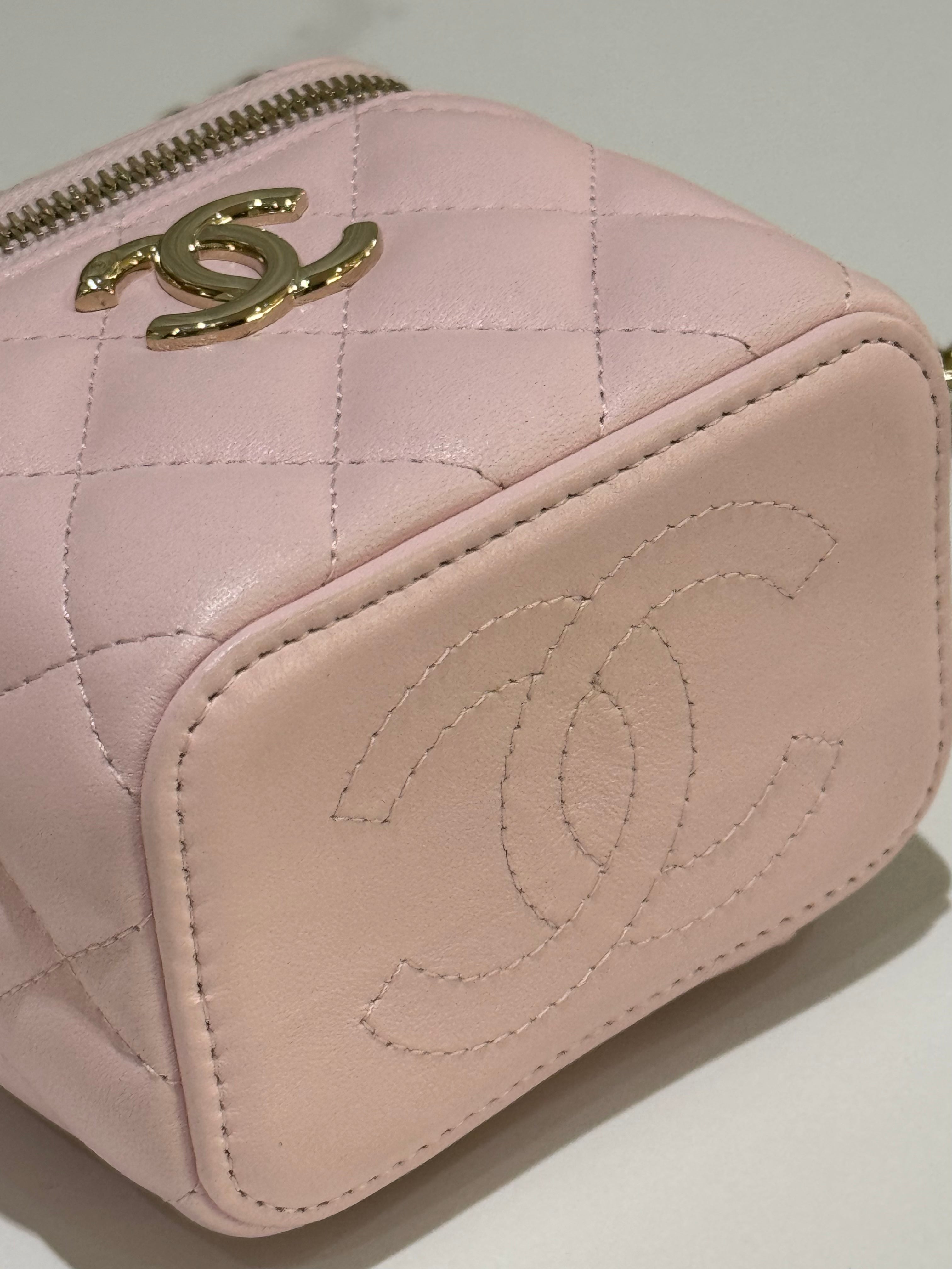 CHANEL BOX BAG PINK LAMBSKIN WITH GOLD CHAIN | COLLINS RAIN