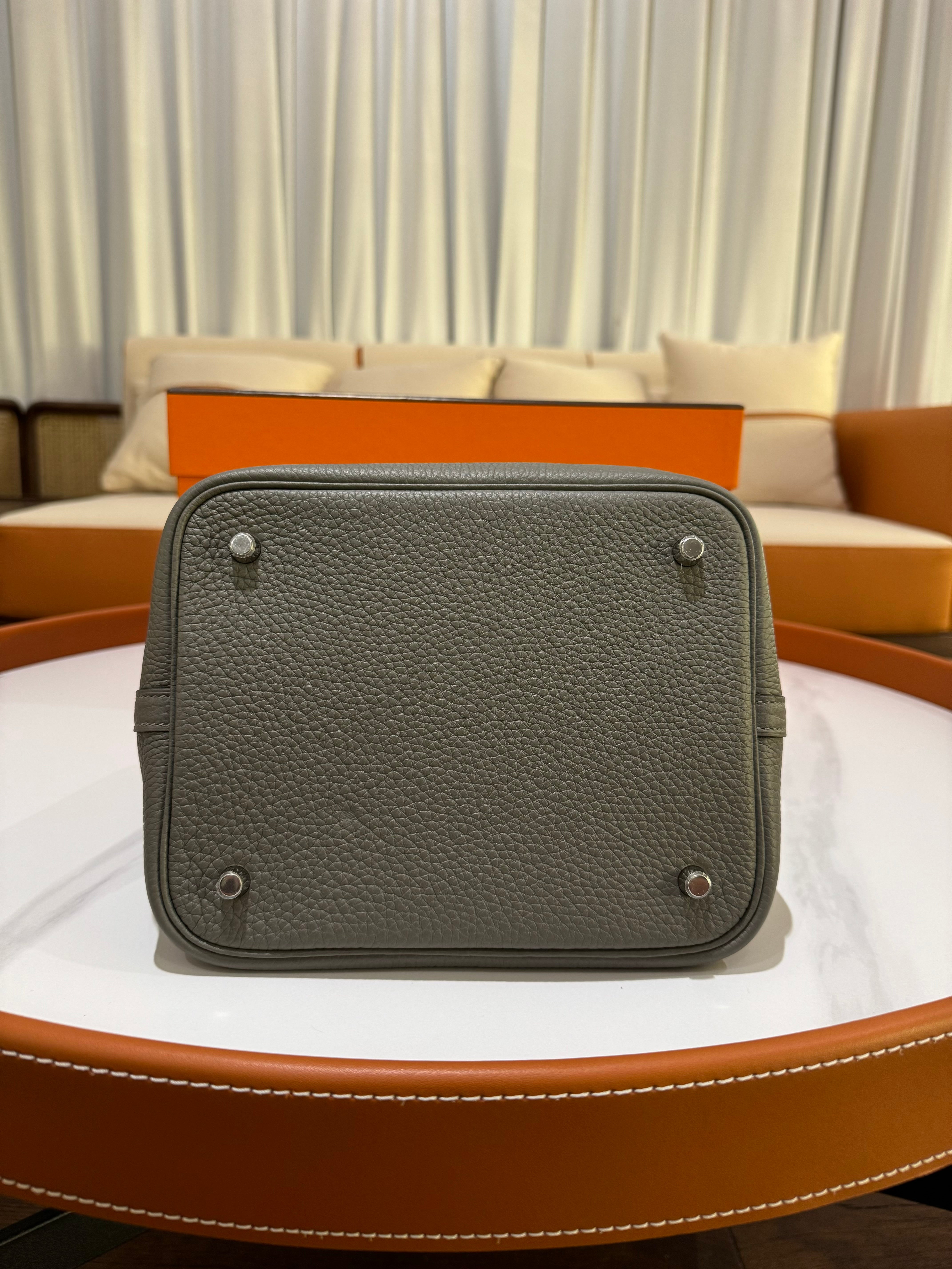 HERMES PICOTIN 22 CLOUD GRAY STAMP U | COLLINS RAIN