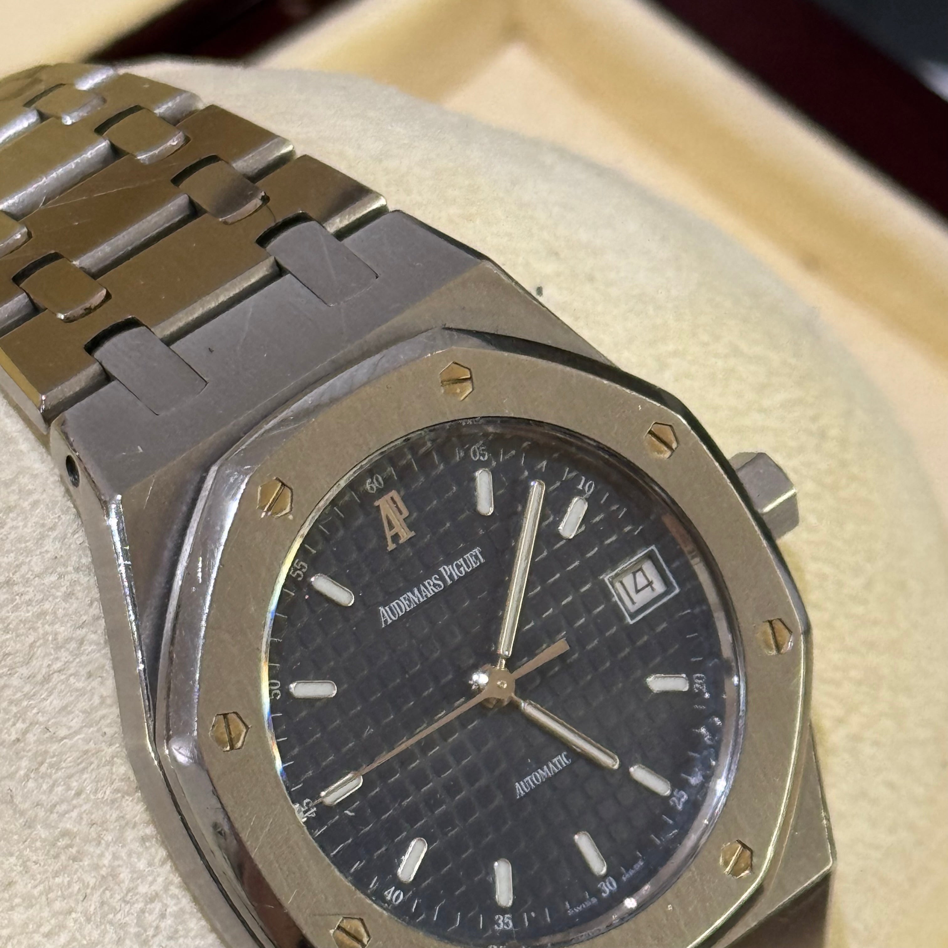 AUDMARS PIGUET ROYAL OAK 15400 ST