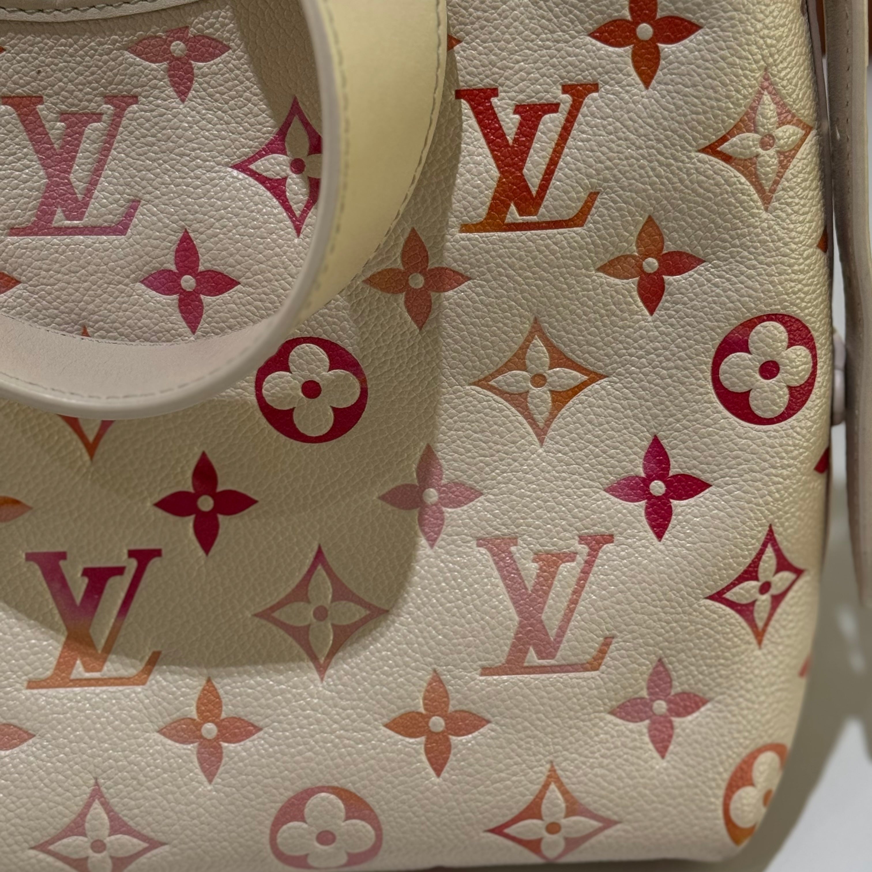 LOUIS VUITTON CARRYALL STRAWBERRY PINK GRADIENT EMBOSSED LOGO FULL LEATHER