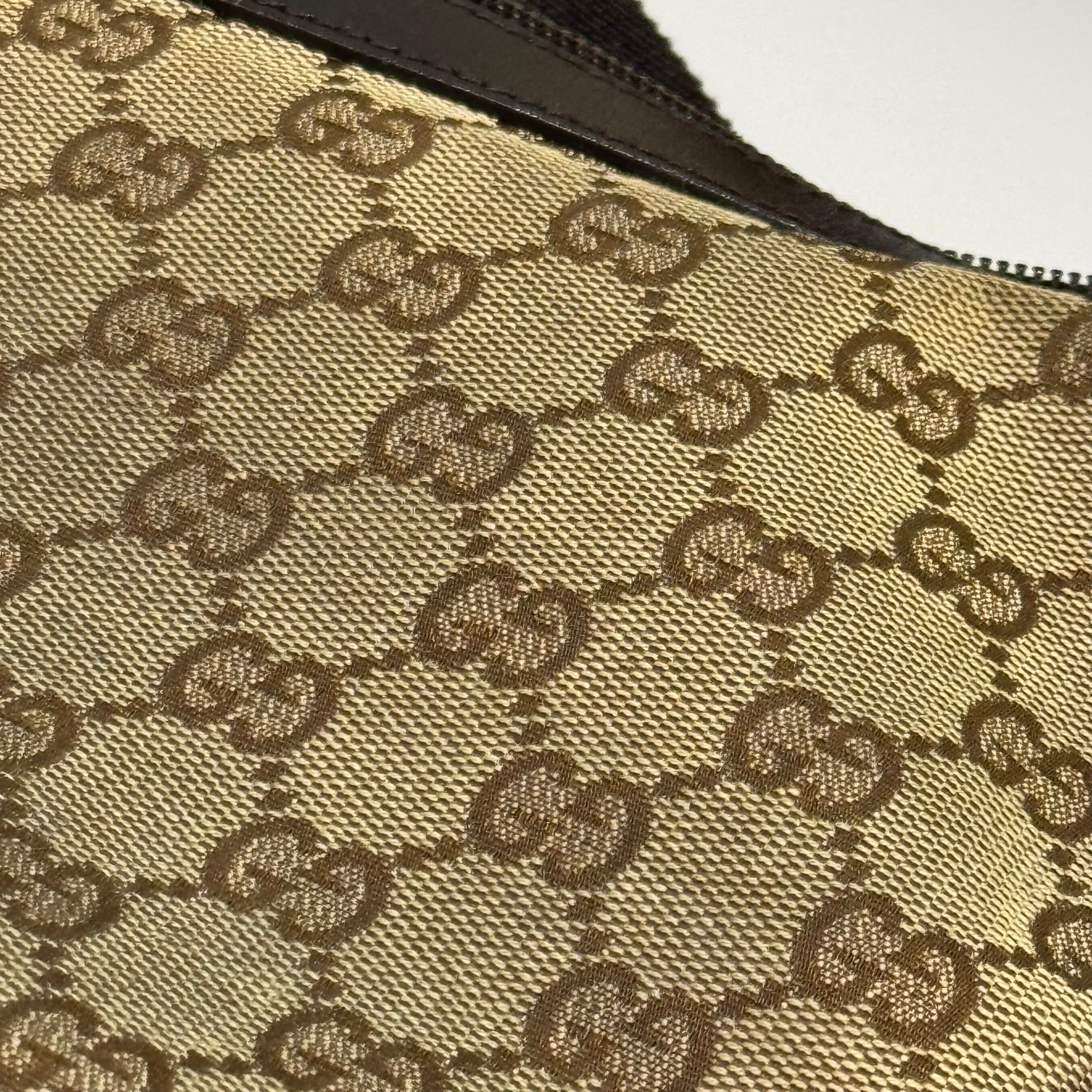 GUCCI VINTAGE CROSSBODY BAG