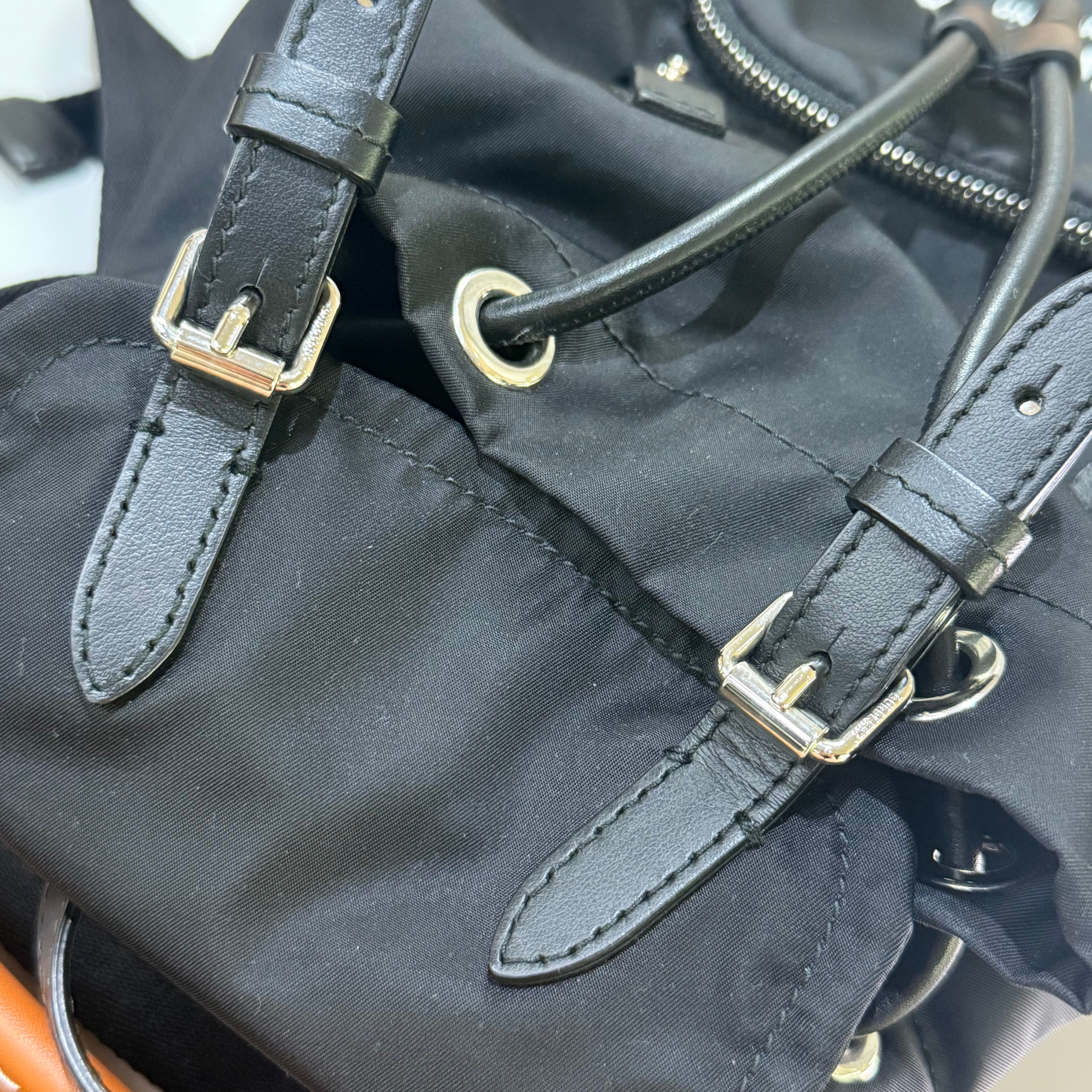 BURBERRY BLACK BACKPACK & HANDBAG