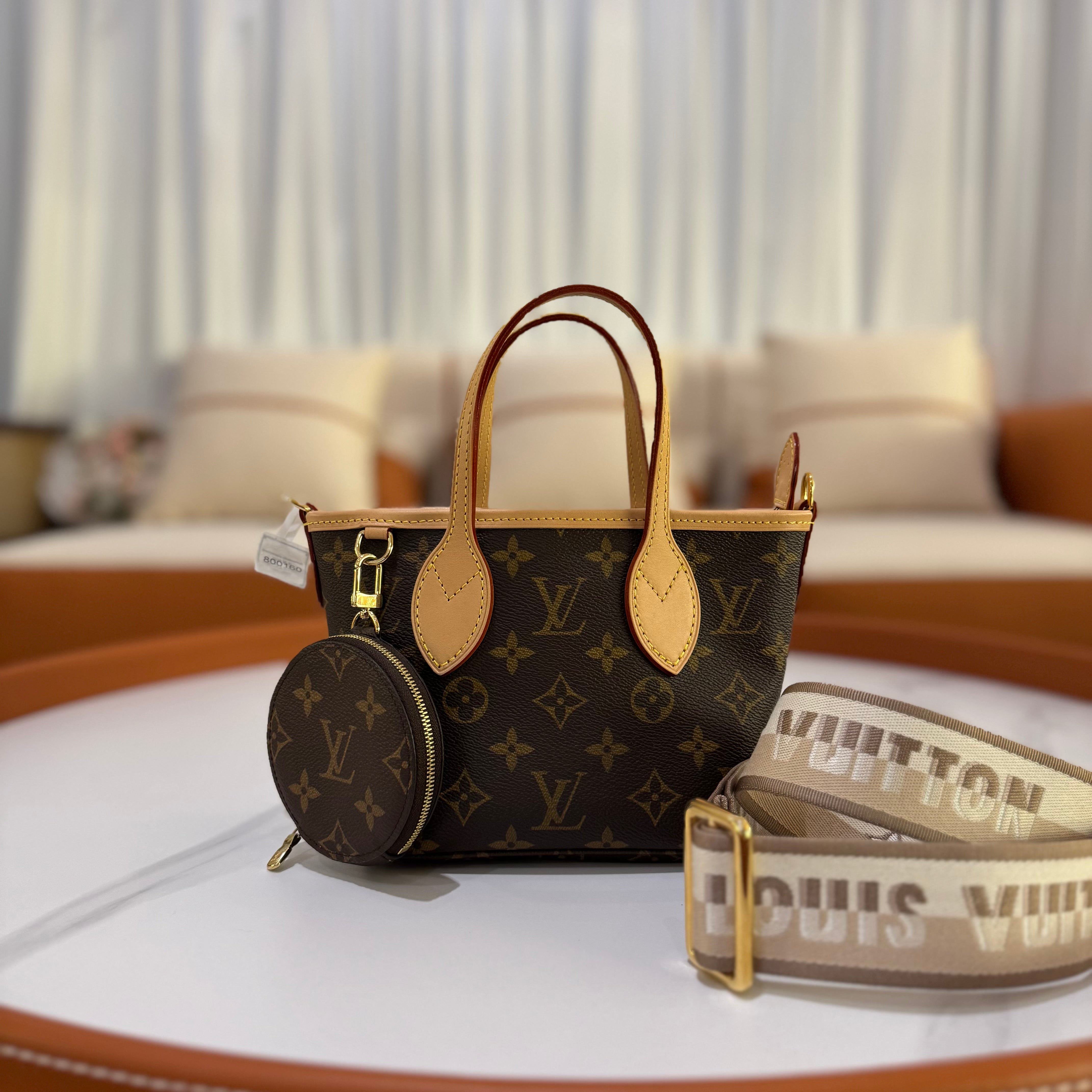 LOUIS VUITTON NEVERFULL BB BAG