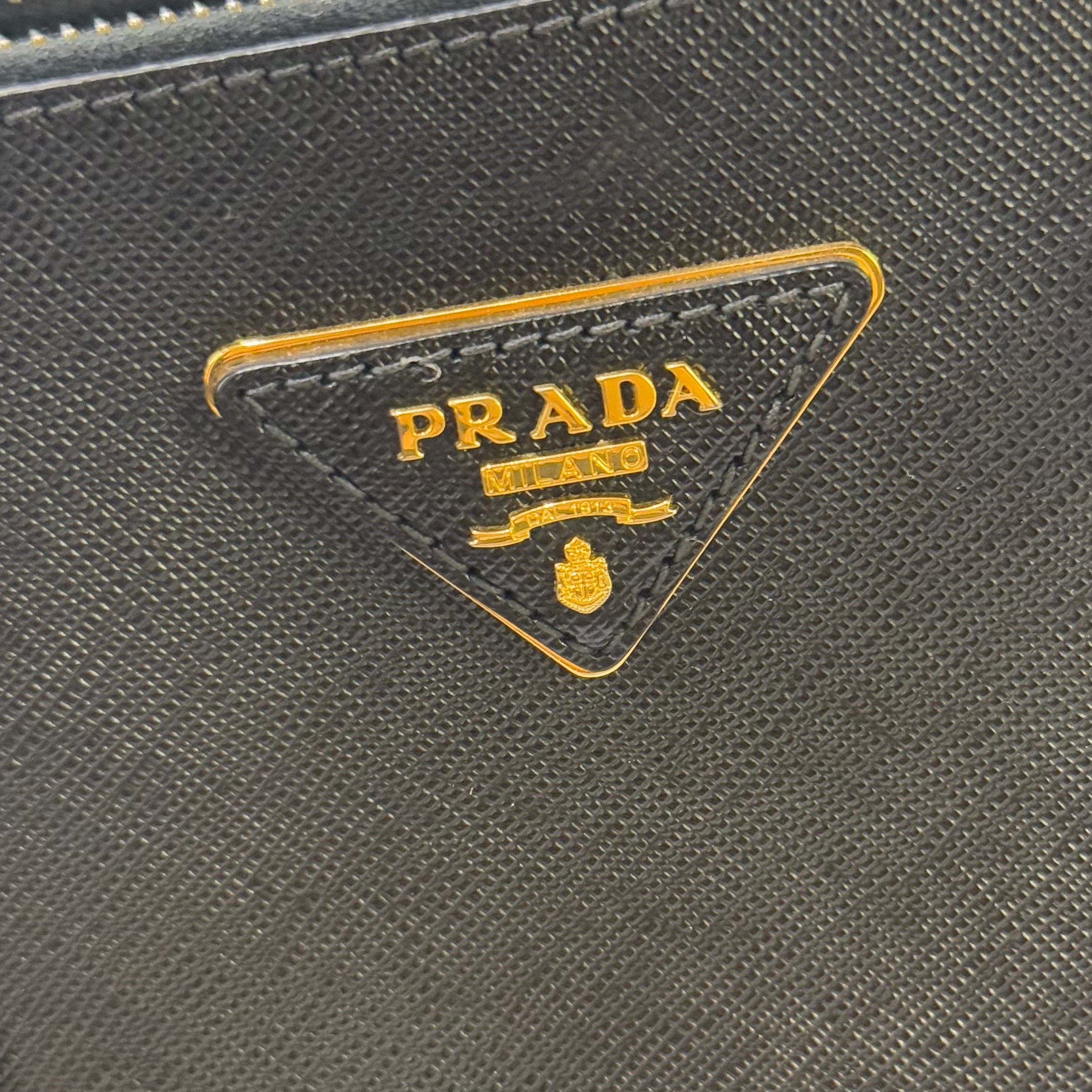 PRADA LARGE SAFFIANO LUX TOTE BAG