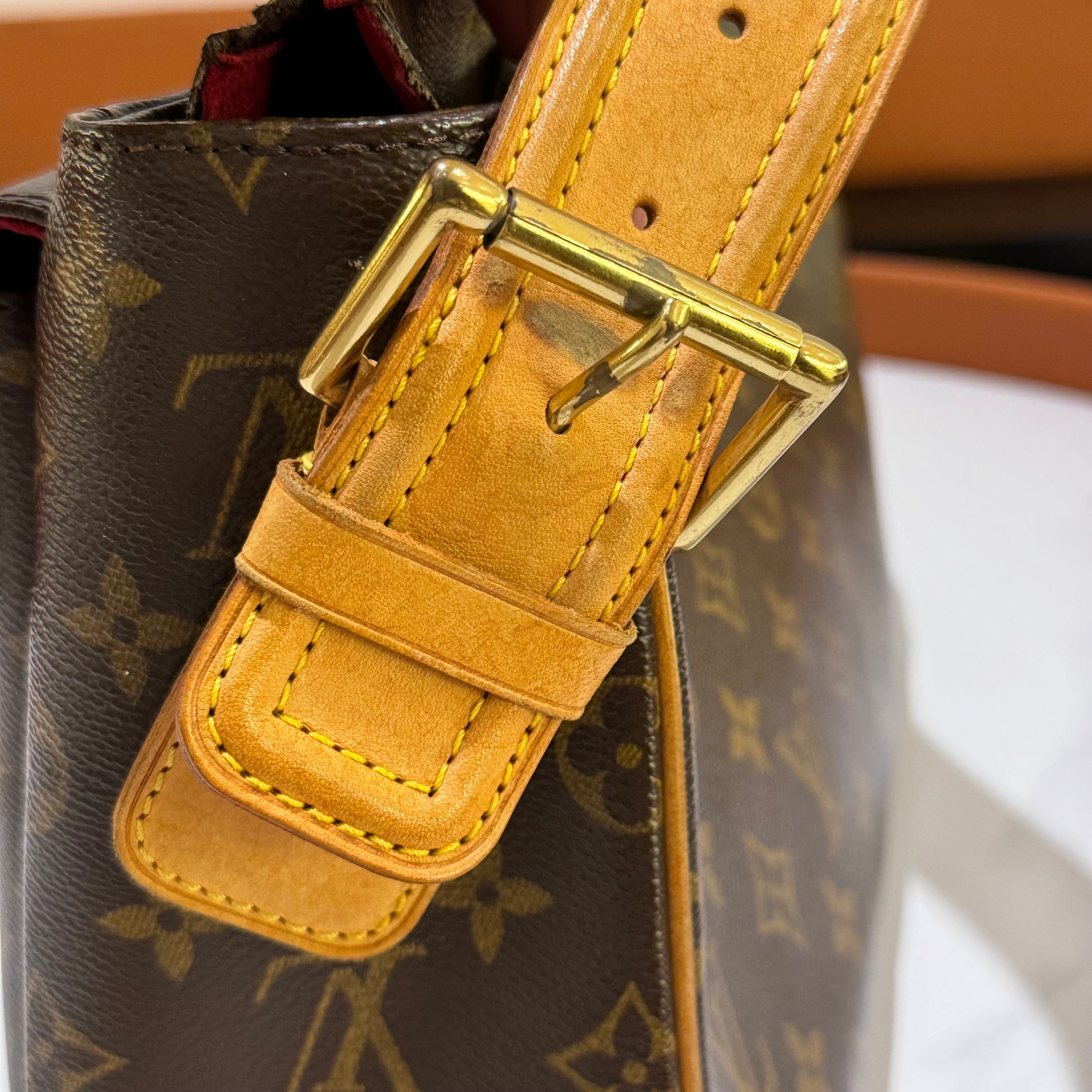 LOUIS VUITTON MEDIUM CAMEL BAG | COLLINS RAIN