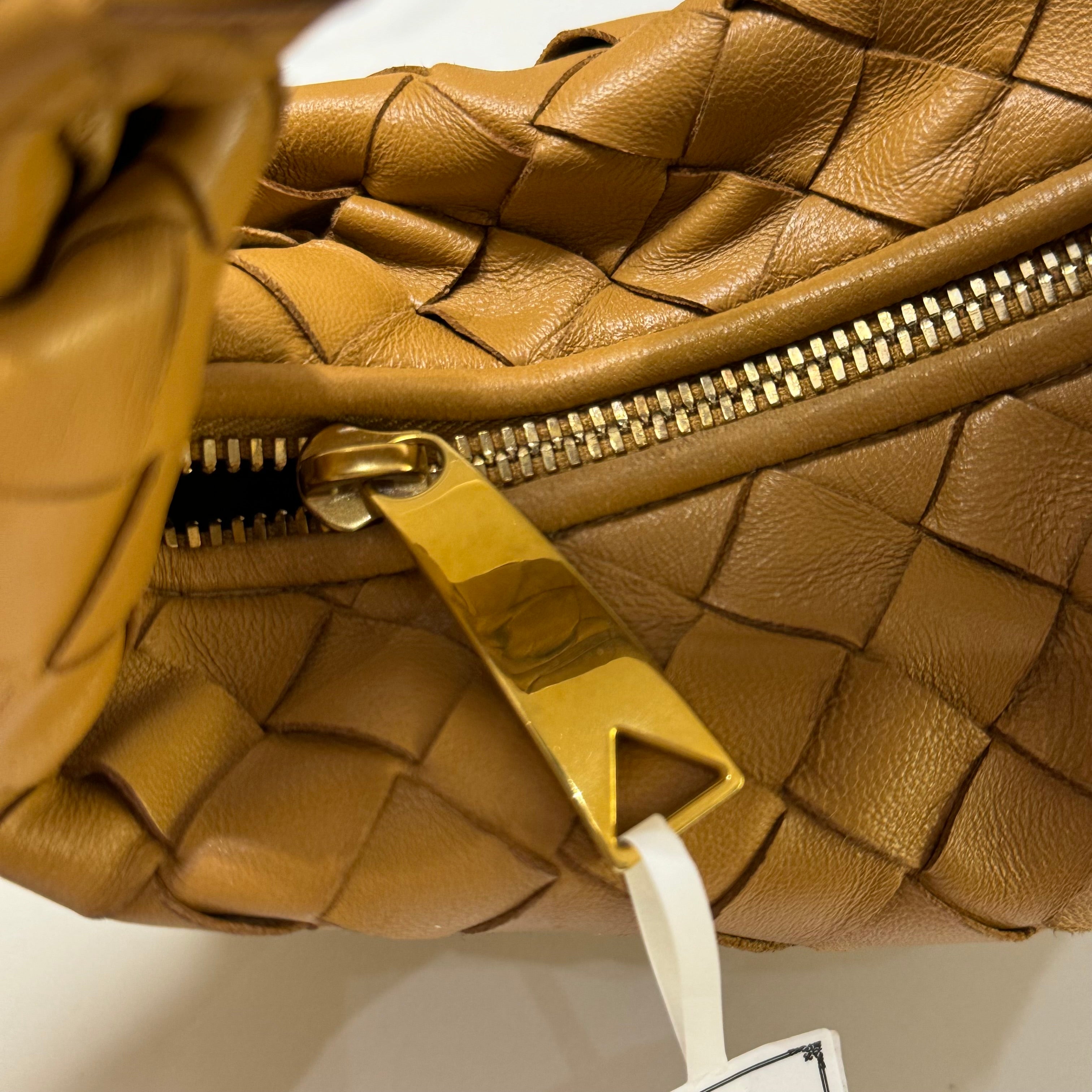 BOTTEGA VENETA MINI JODIE DARK PRALINE