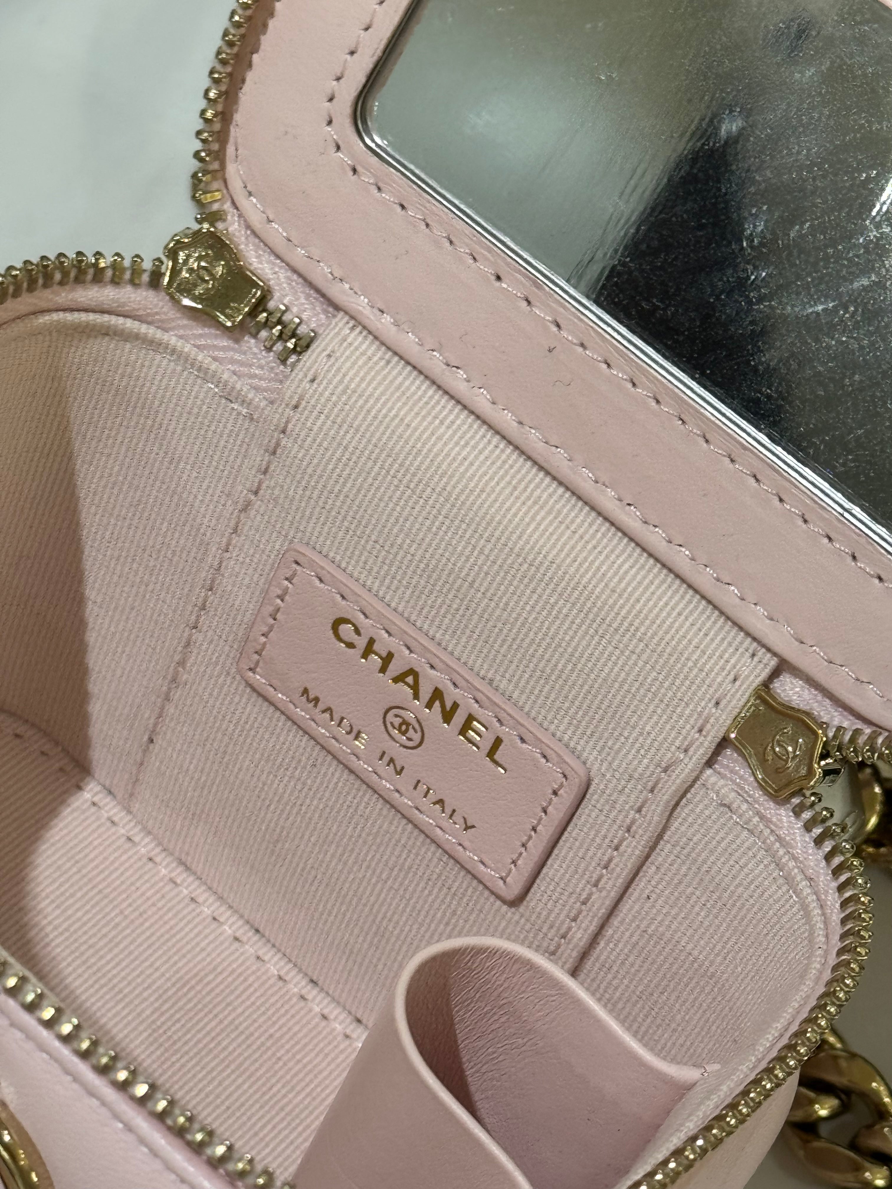 CHANEL BOX BAG PINK LAMBSKIN WITH GOLD CHAIN | COLLINS RAIN