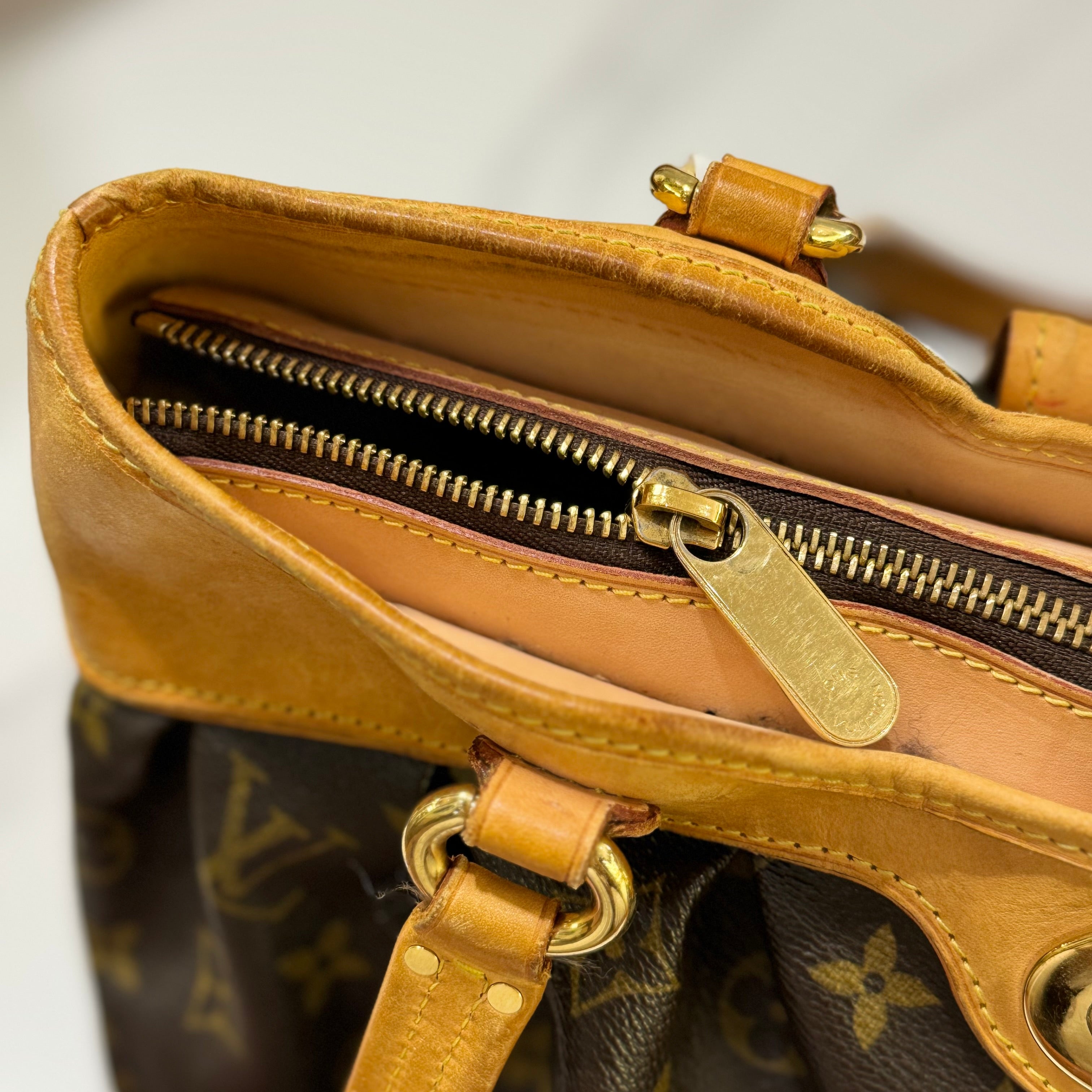 LOUIS VUITTON GOLDEN BEAN SHOULDER BAG