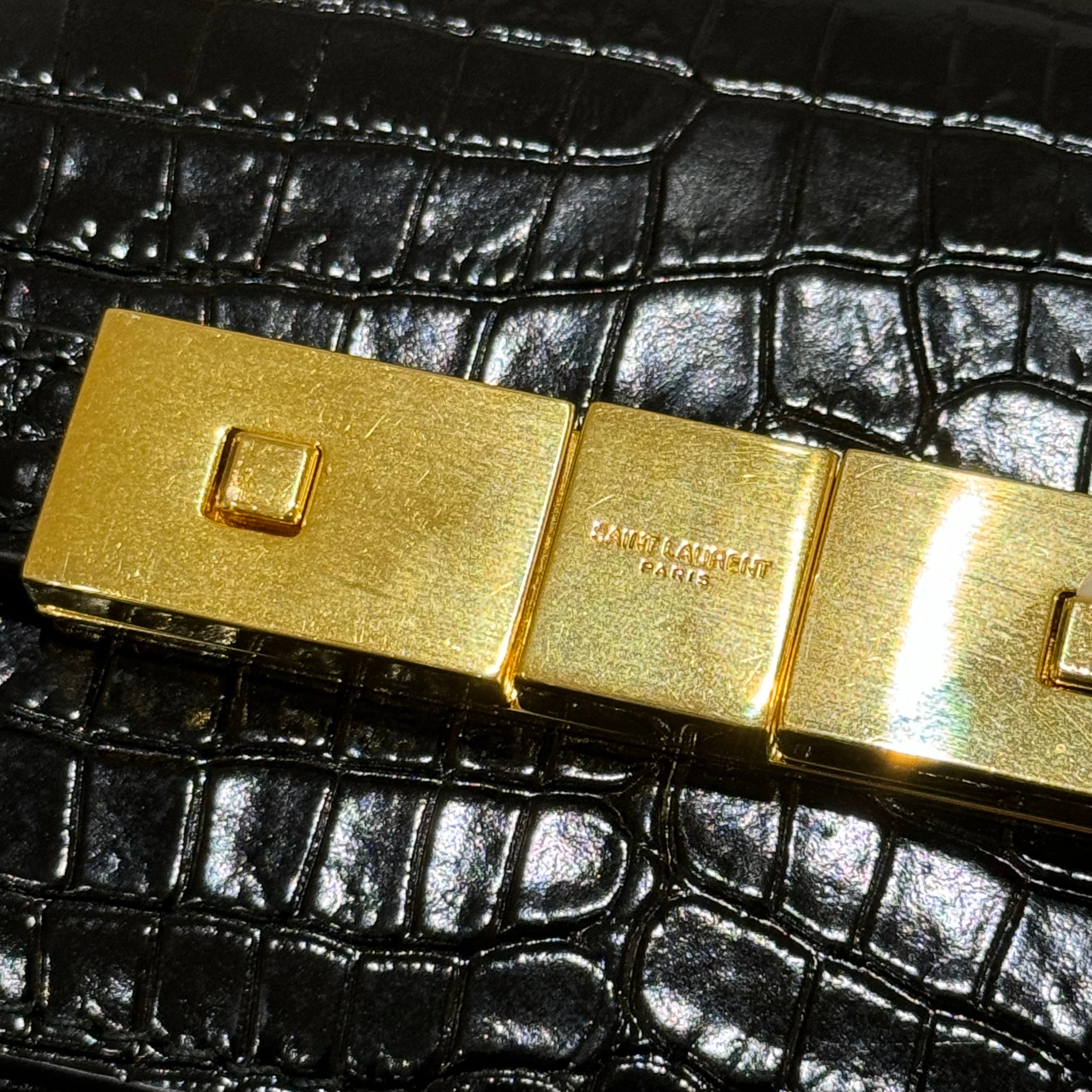 SAINT LAURENT MANHATTAN IN CROCODILE-EMBOSSED SHINY LEATHER BAG | COLLINS RAIN