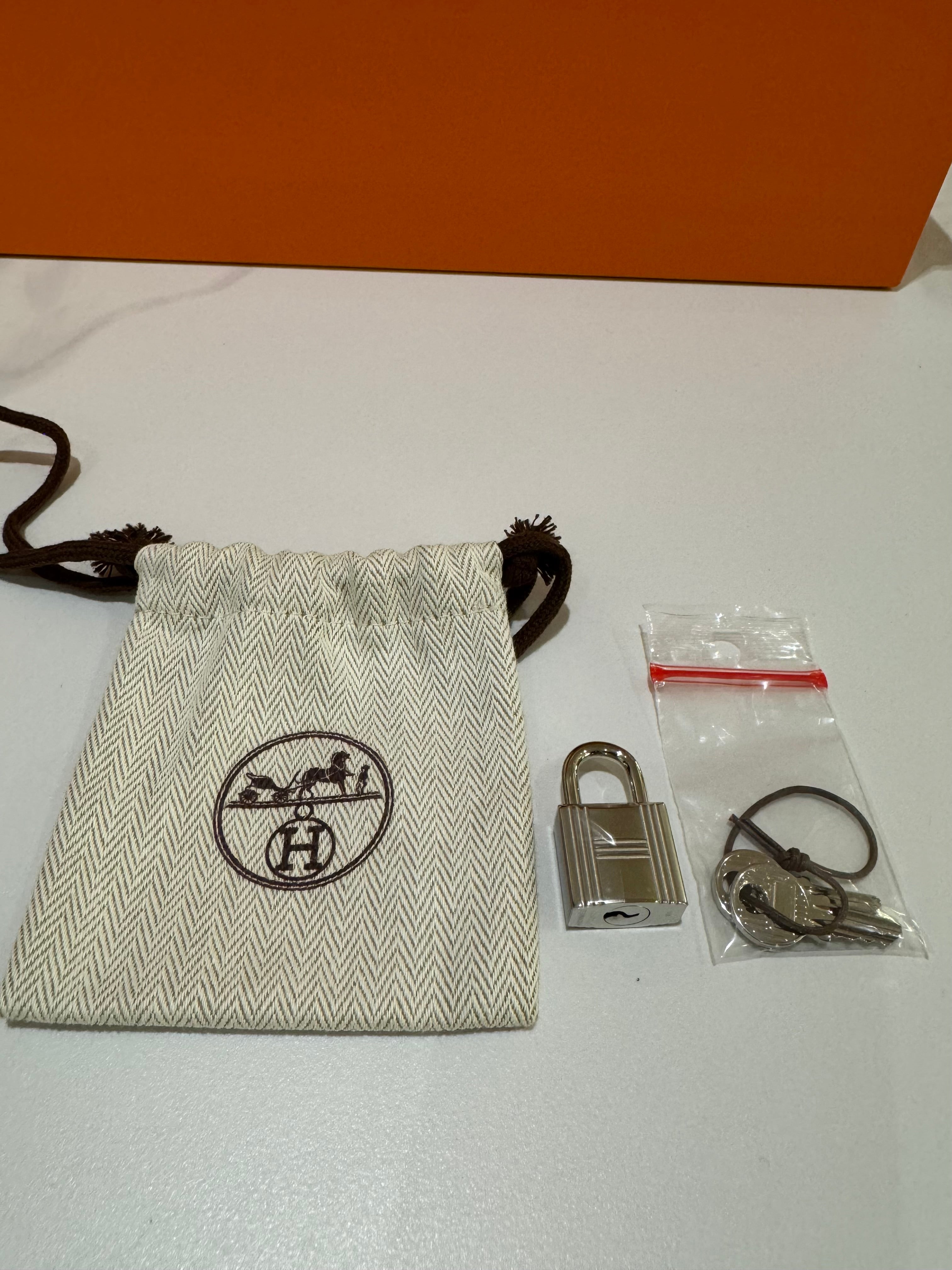 HERMES PICOTIN 22 CLOUD GRAY STAMP U | COLLINS RAIN