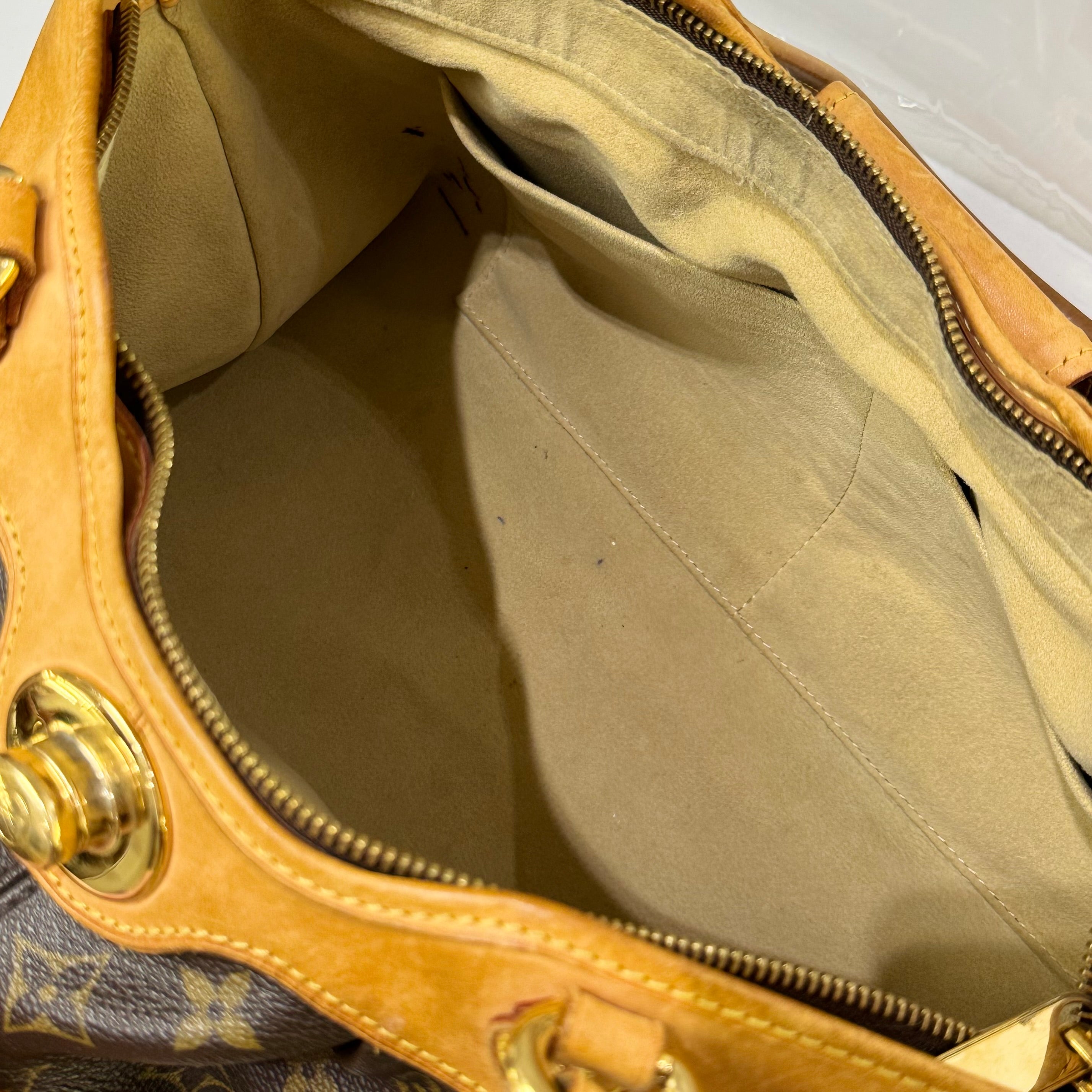 LOUIS VUITTON GOLDEN BEAN SHOULDER BAG