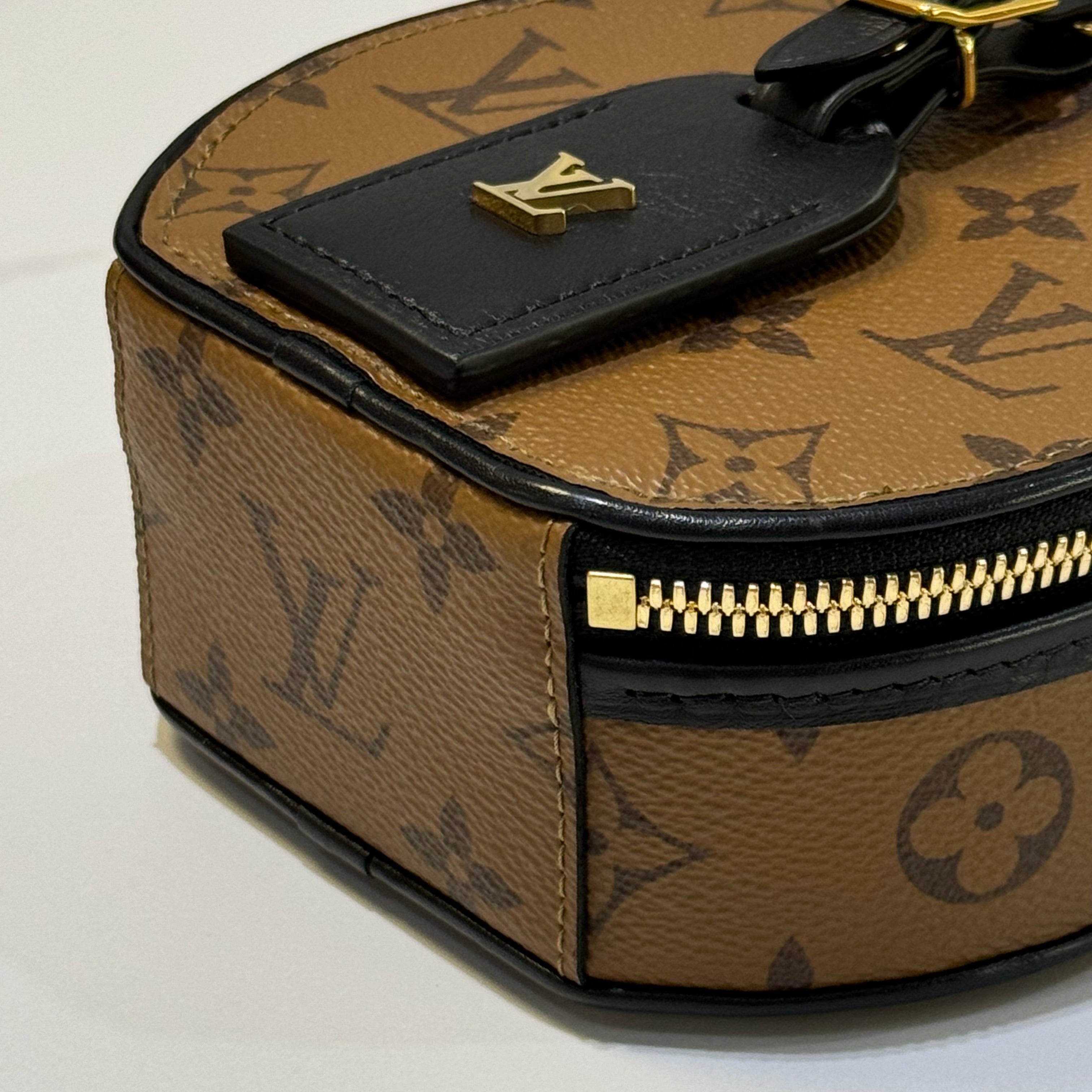 LOUIS VUITTON BOITE CHAPEAU MINI | COLLINS RAIN