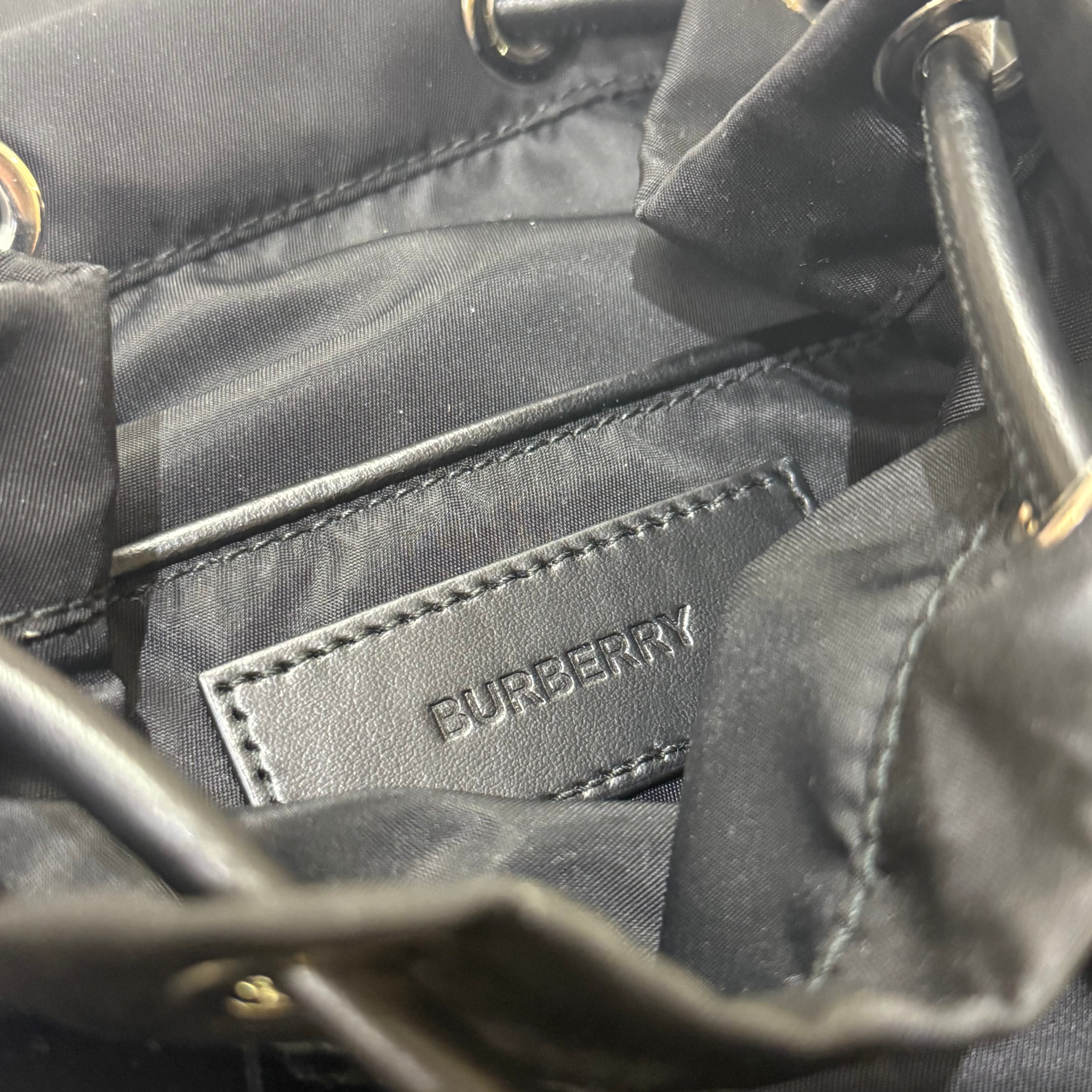 BURBERRY BLACK BACKPACK & HANDBAG