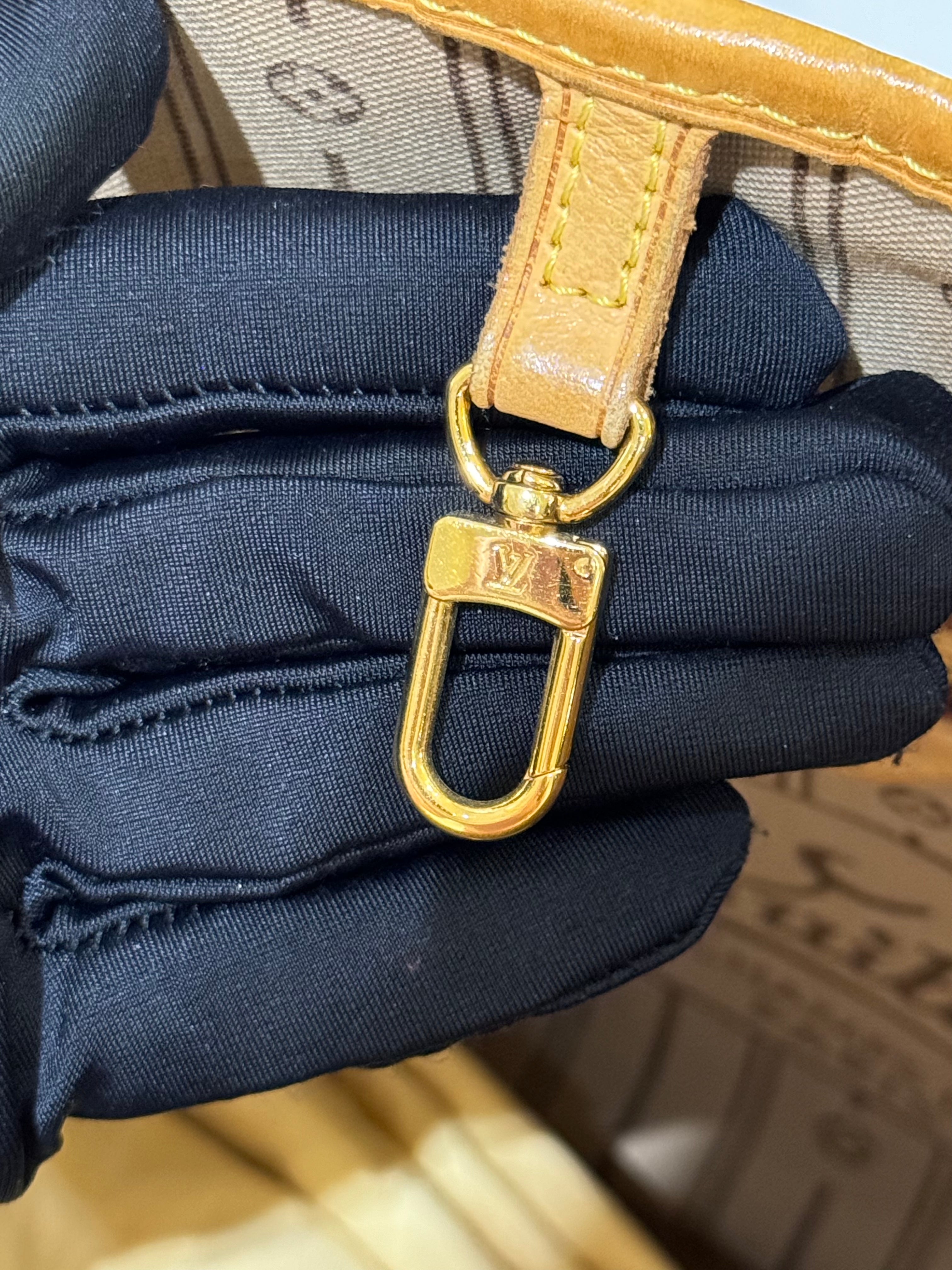 LOUIS VUITTON NEVERFULL MM | COLLINS RAIN